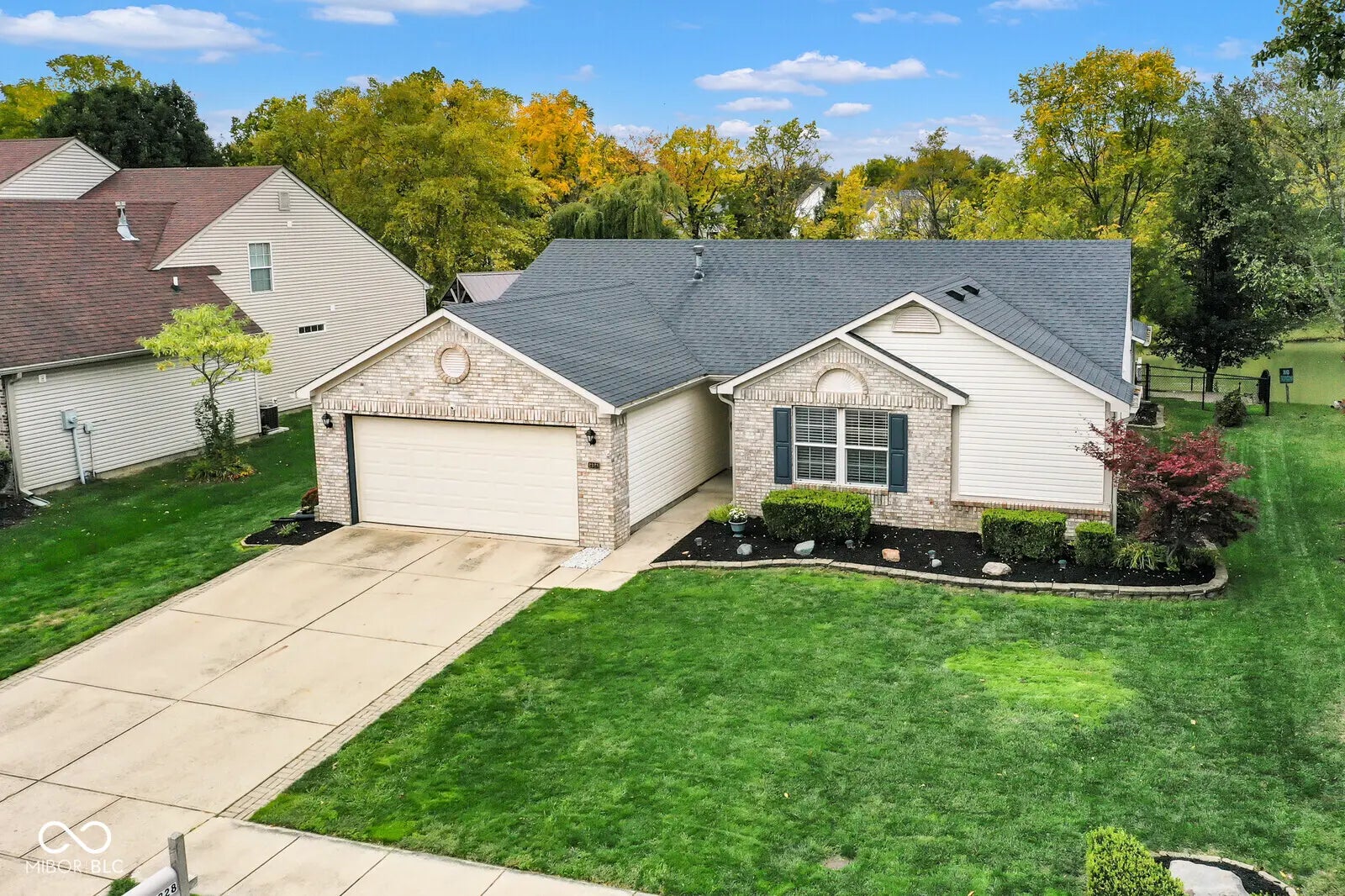 2328 Willowview Drive MLS 22069911 Greythorne photo 1
