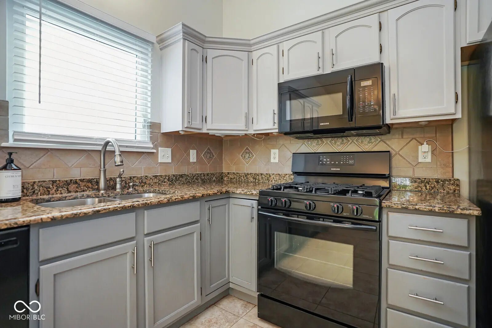 2328 Willowview Drive MLS 22069911 Greythorne photo 19