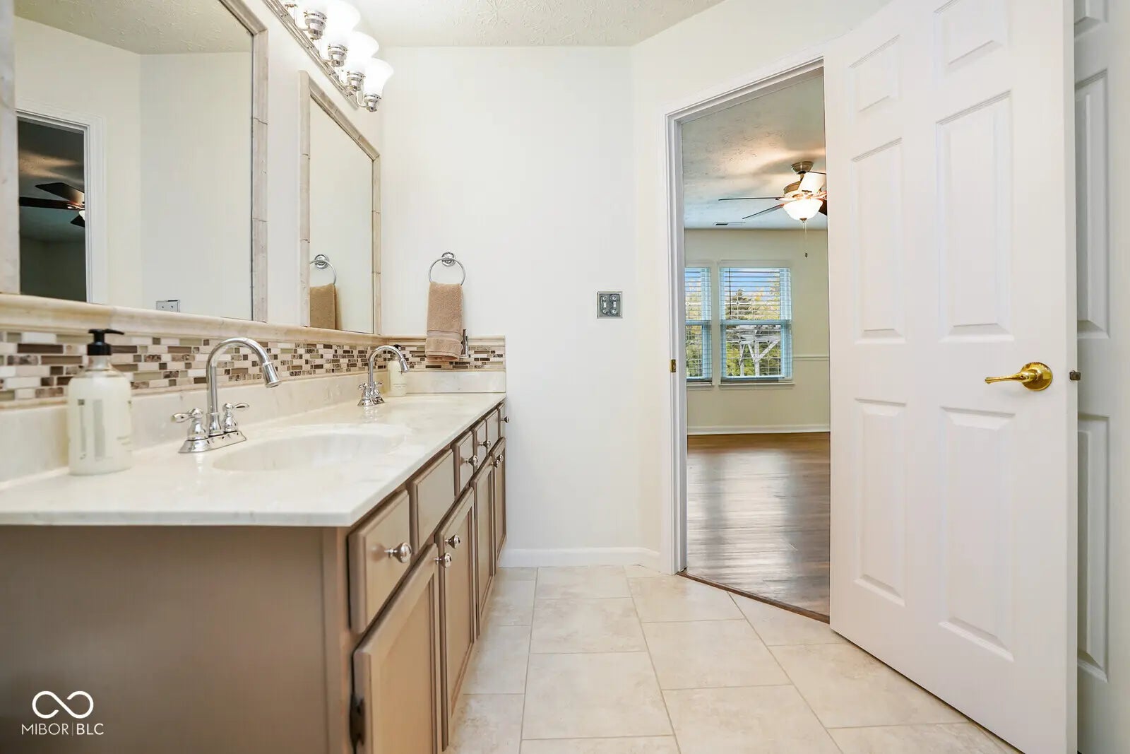 2328 Willowview Drive MLS 22069911 Greythorne photo 25