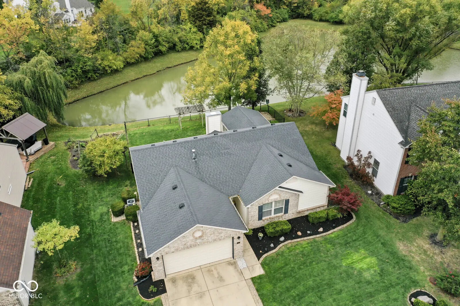 2328 Willowview Drive MLS 22069911 Greythorne photo 4