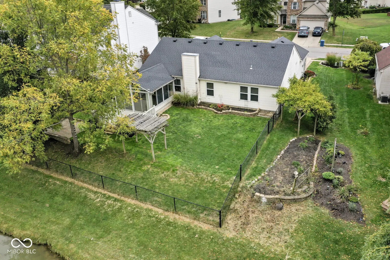 2328 Willowview Drive MLS 22069911 Greythorne photo 54