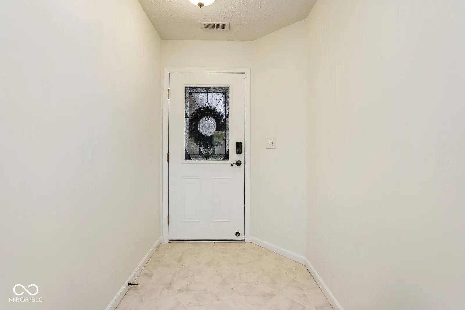 2328 Willowview Drive MLS 22069911 Greythorne photo 8