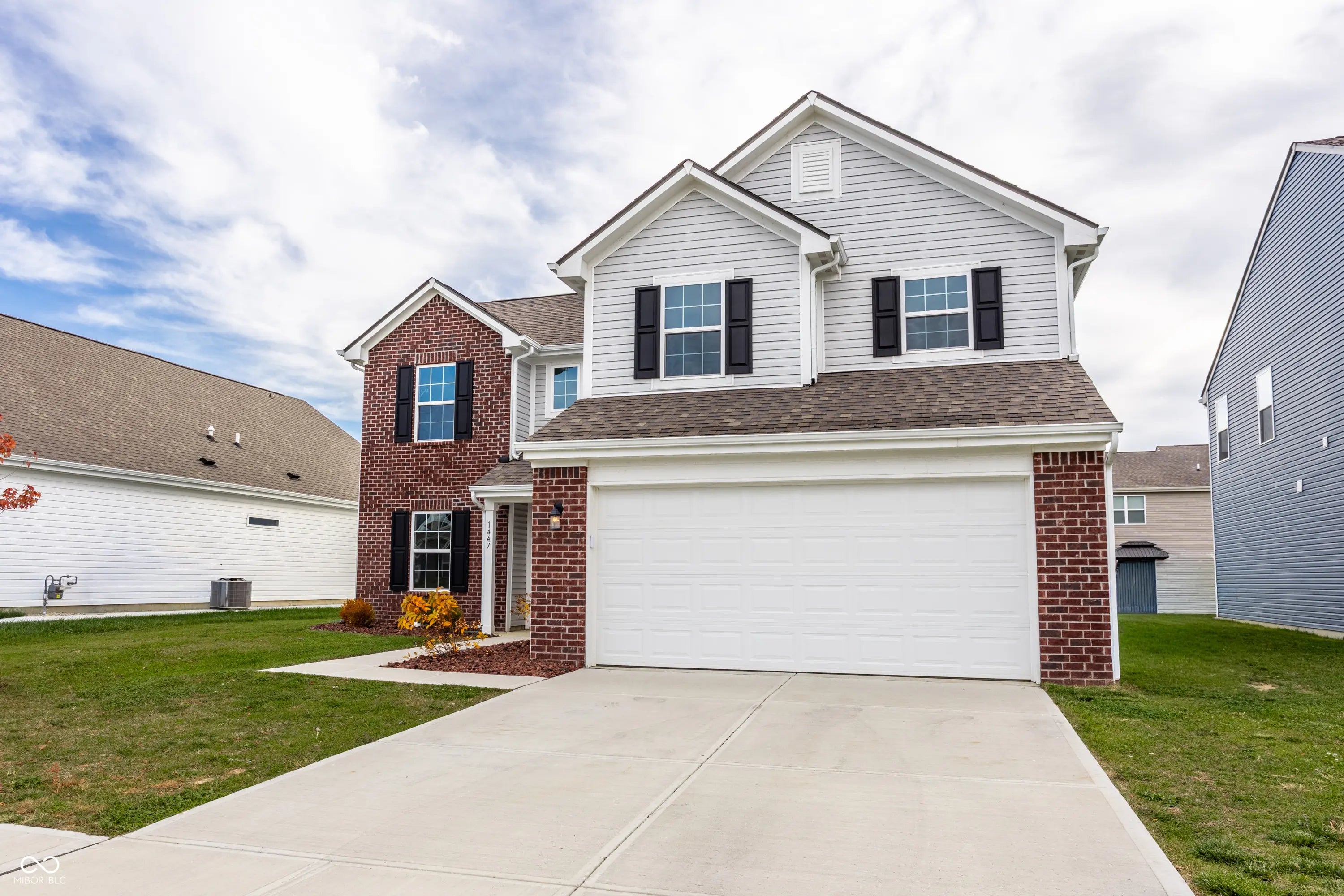 1447 Willow Tree Lane MLS 22069926 Maple Run photo 2