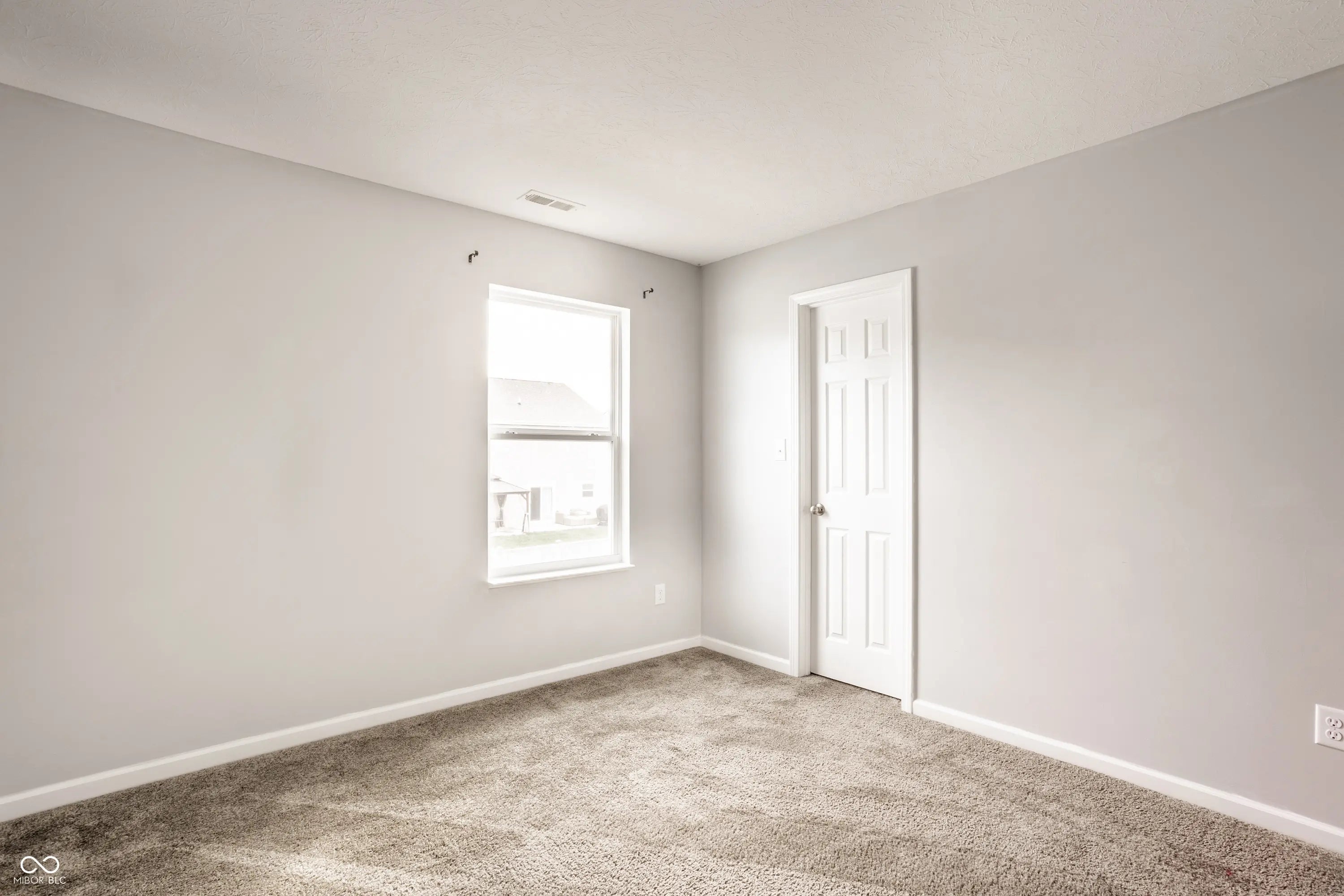 1447 Willow Tree Lane MLS 22069926 Maple Run photo 25