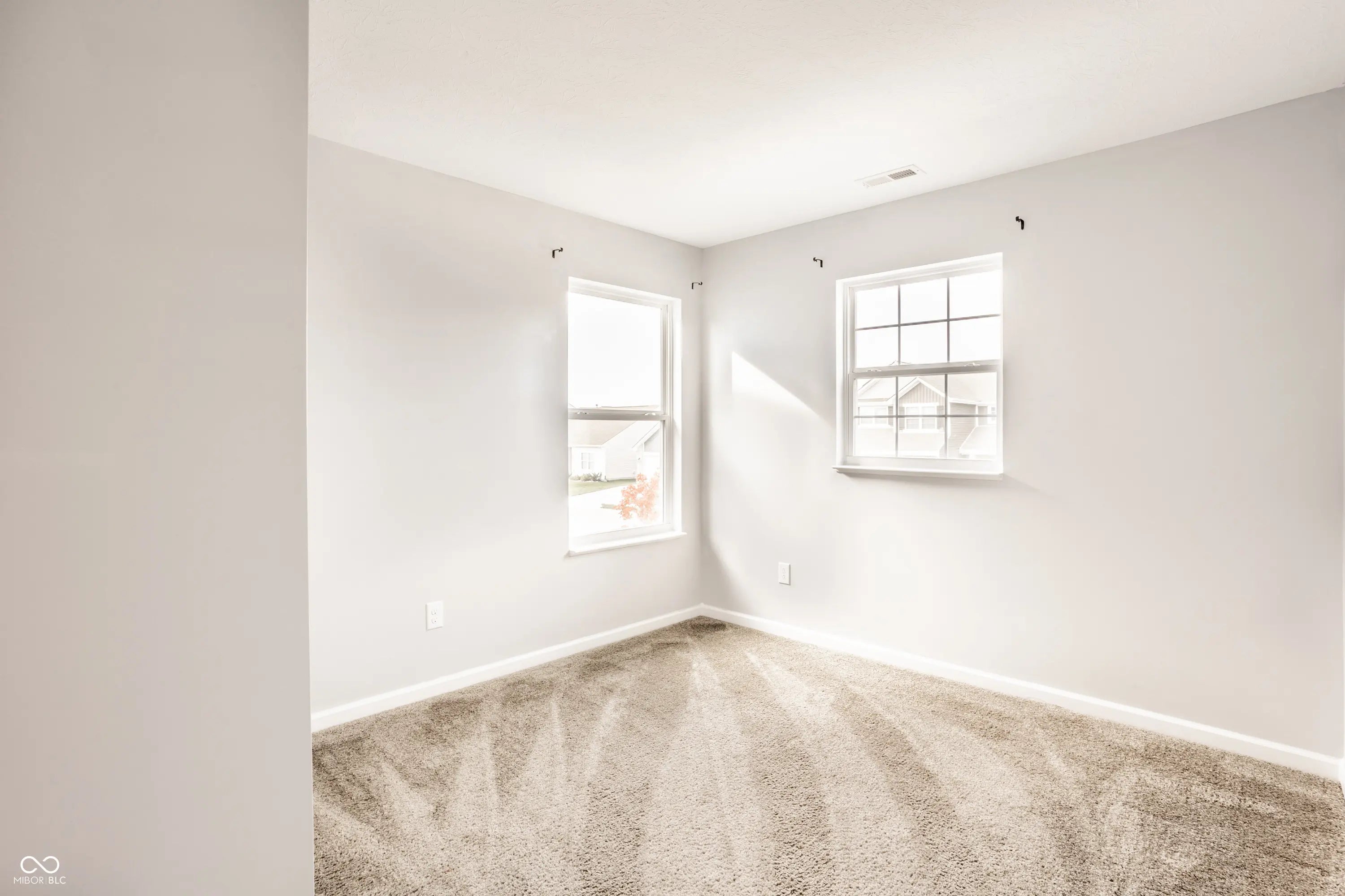 1447 Willow Tree Lane MLS 22069926 Maple Run photo 35