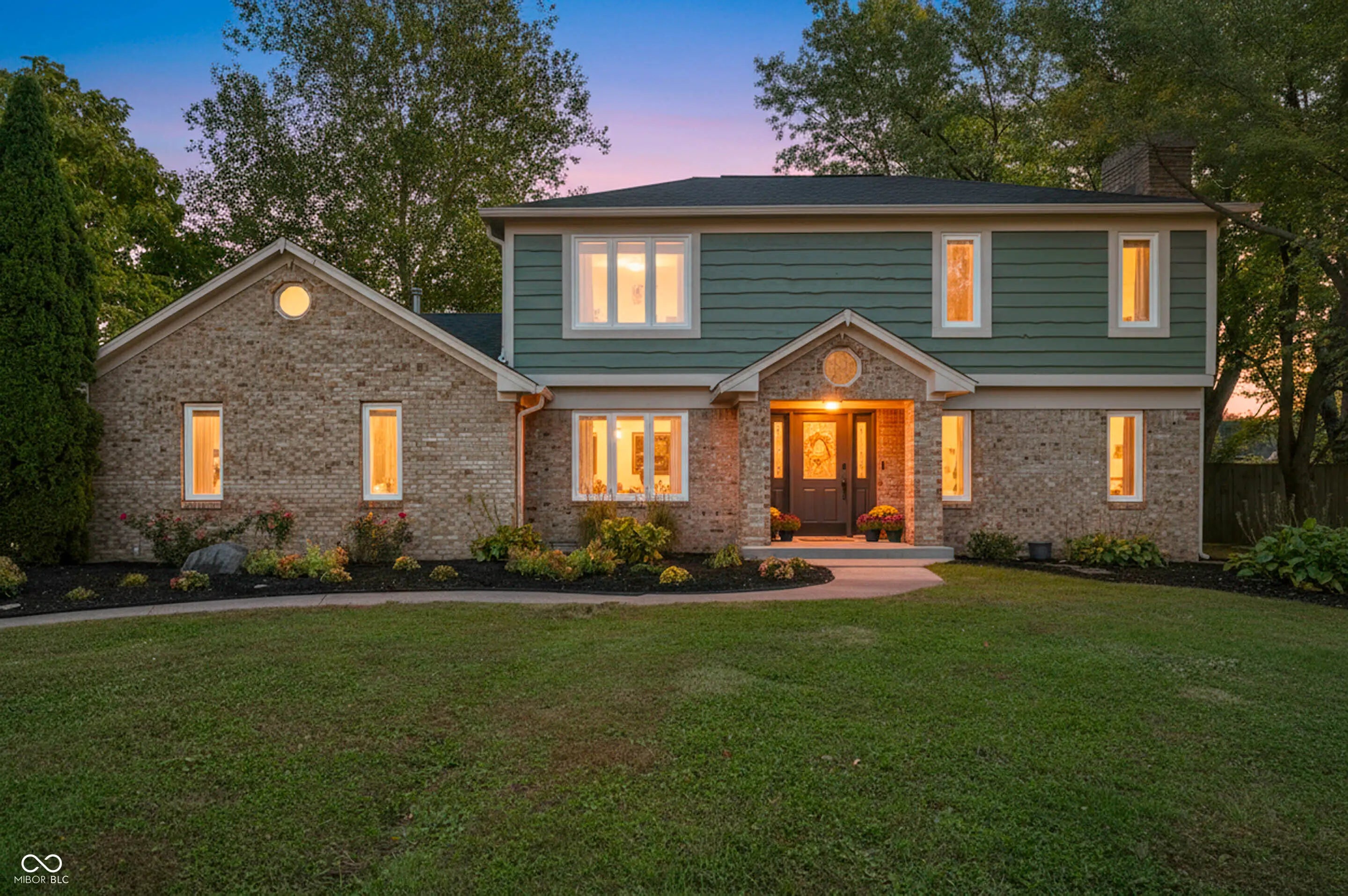 12040 Kemp Circle, Indianapolis