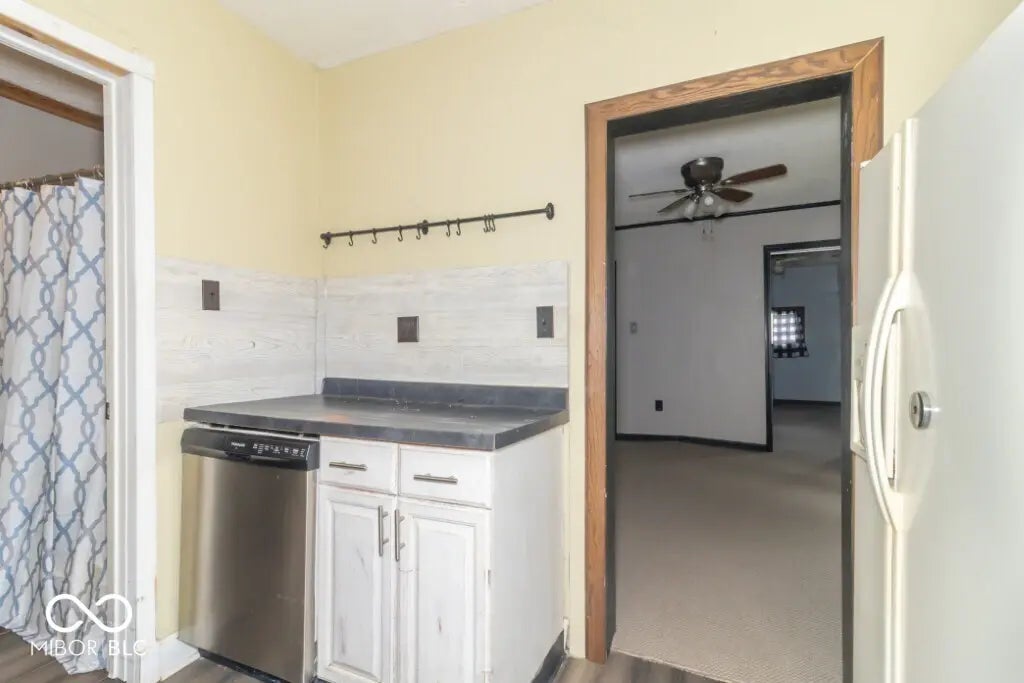 2820 Brown Street MLS 22069934 No Subdivision photo 22