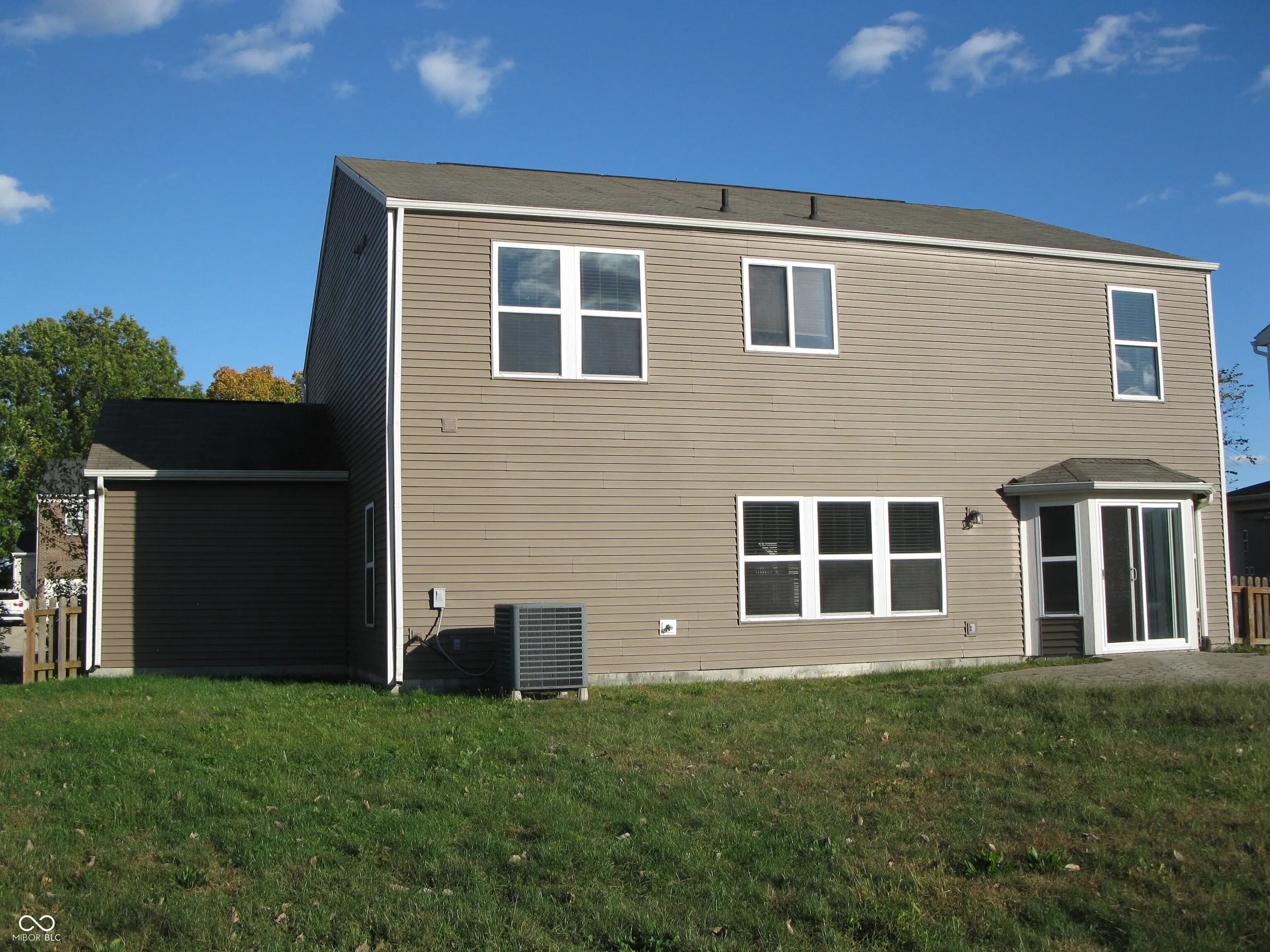 2220 Mcgregor Court MLS 22069961 Heathermor photo 1