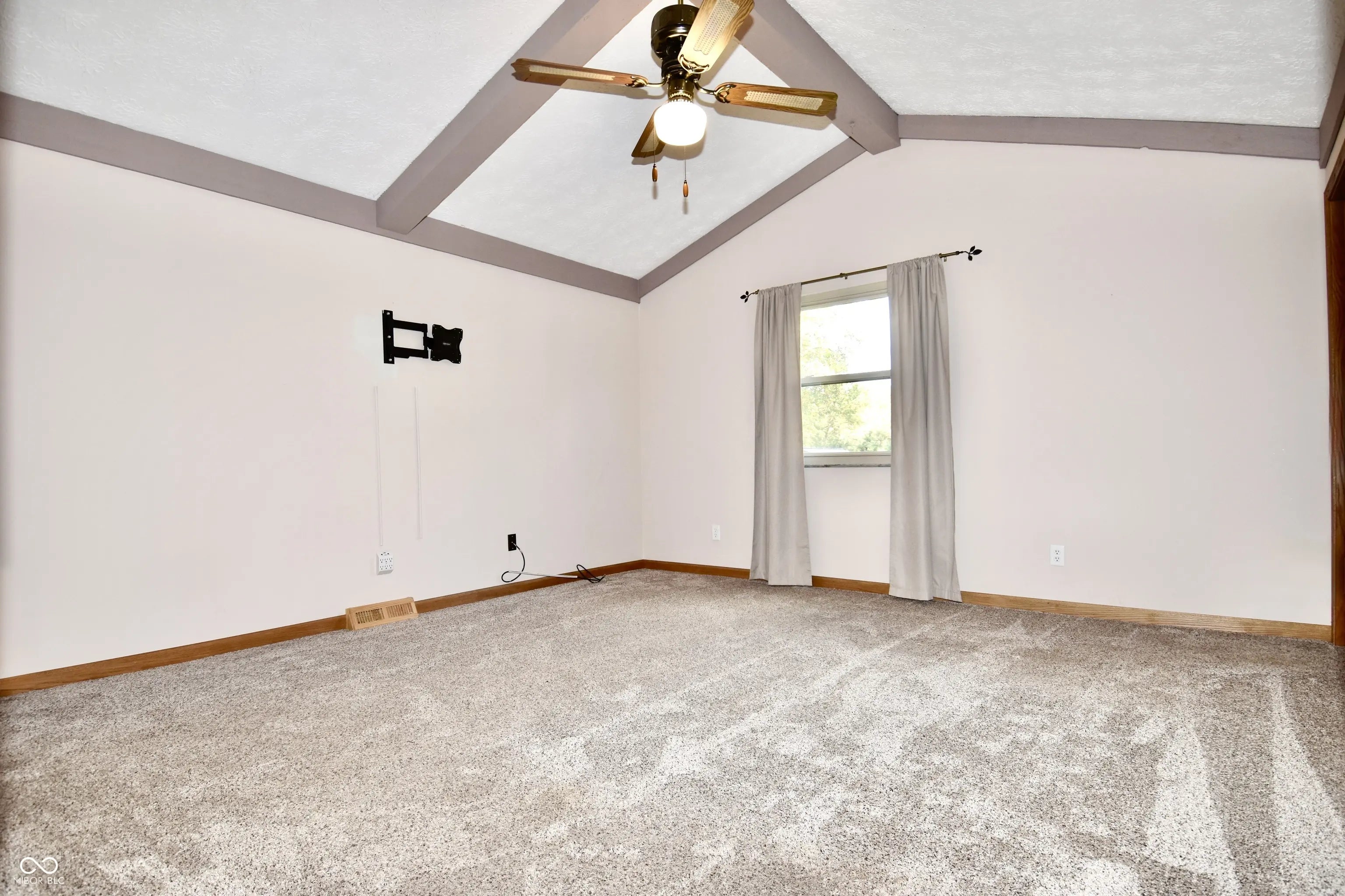 705 Woodcreek Court MLS 22069965 Wood Creek Estates photo 17