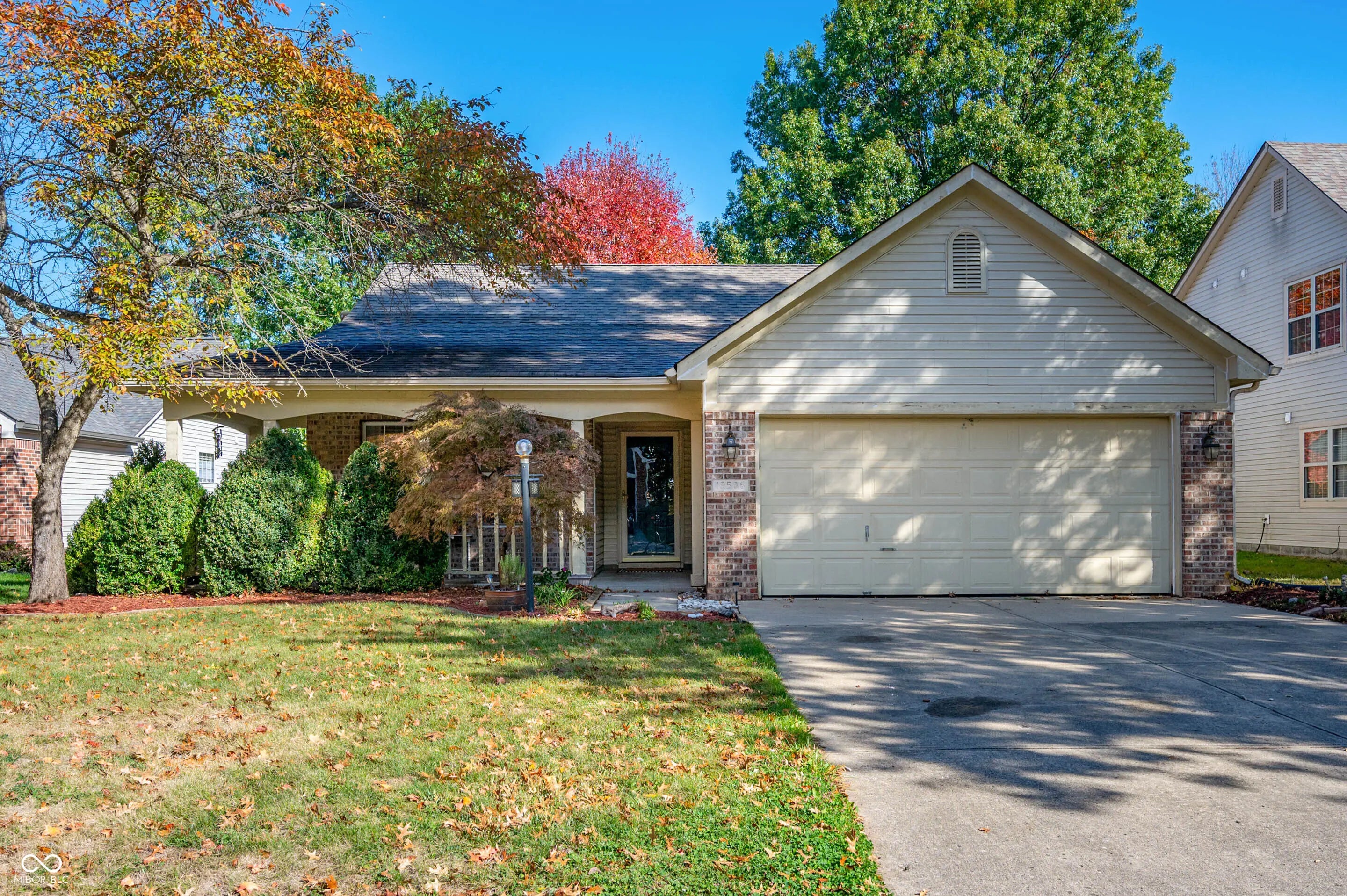Photo of 19506 Creekview Drive Noblesville, IN 46062
