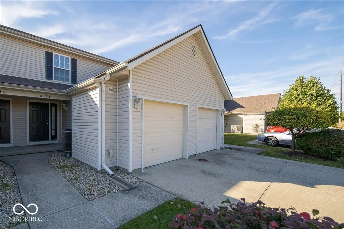 8428 Hague Road 13, Indianapolis