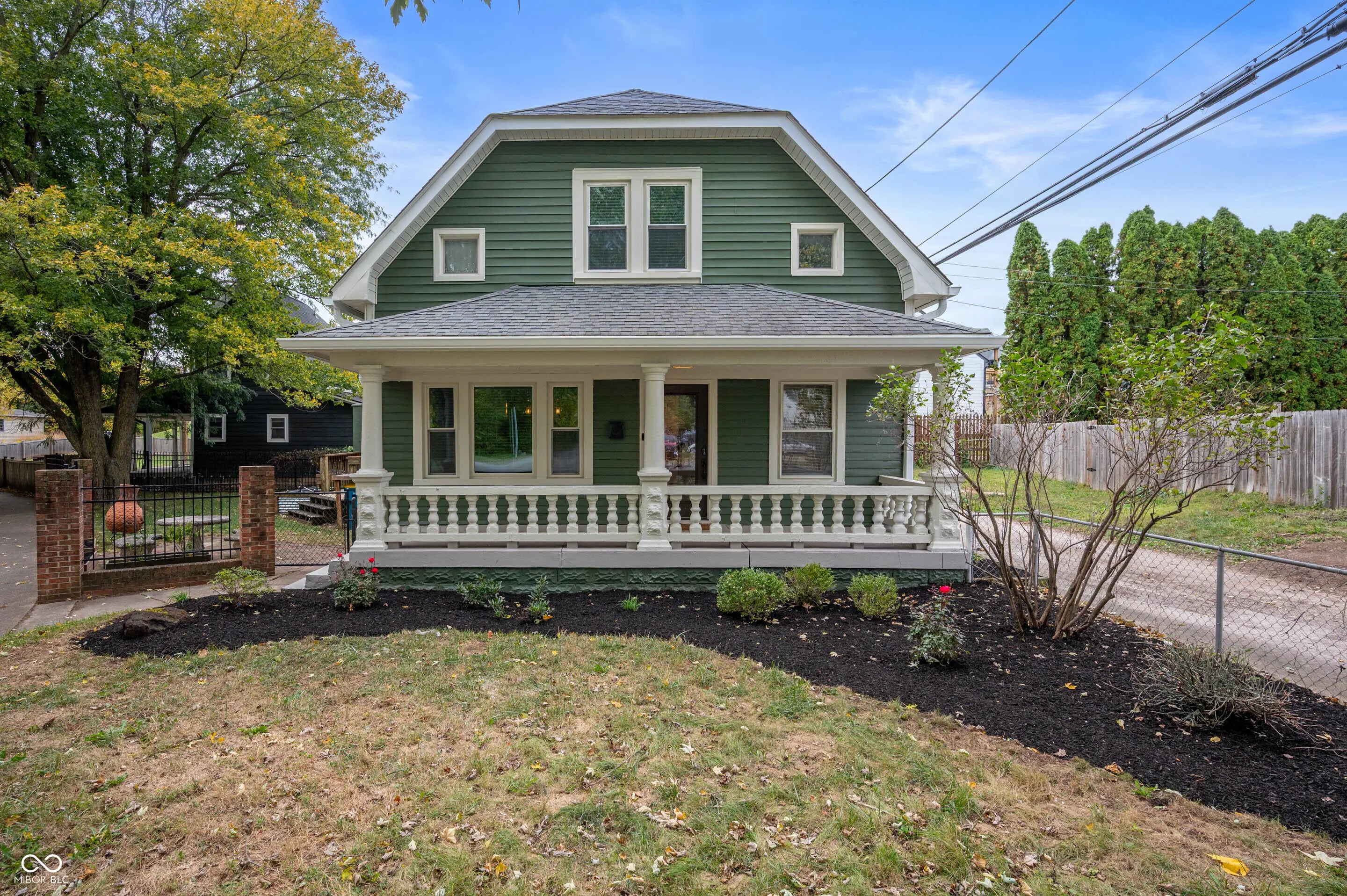 Photo of 976 E Pleasant Run Parkway North Drive Indianapolis, IN 46203