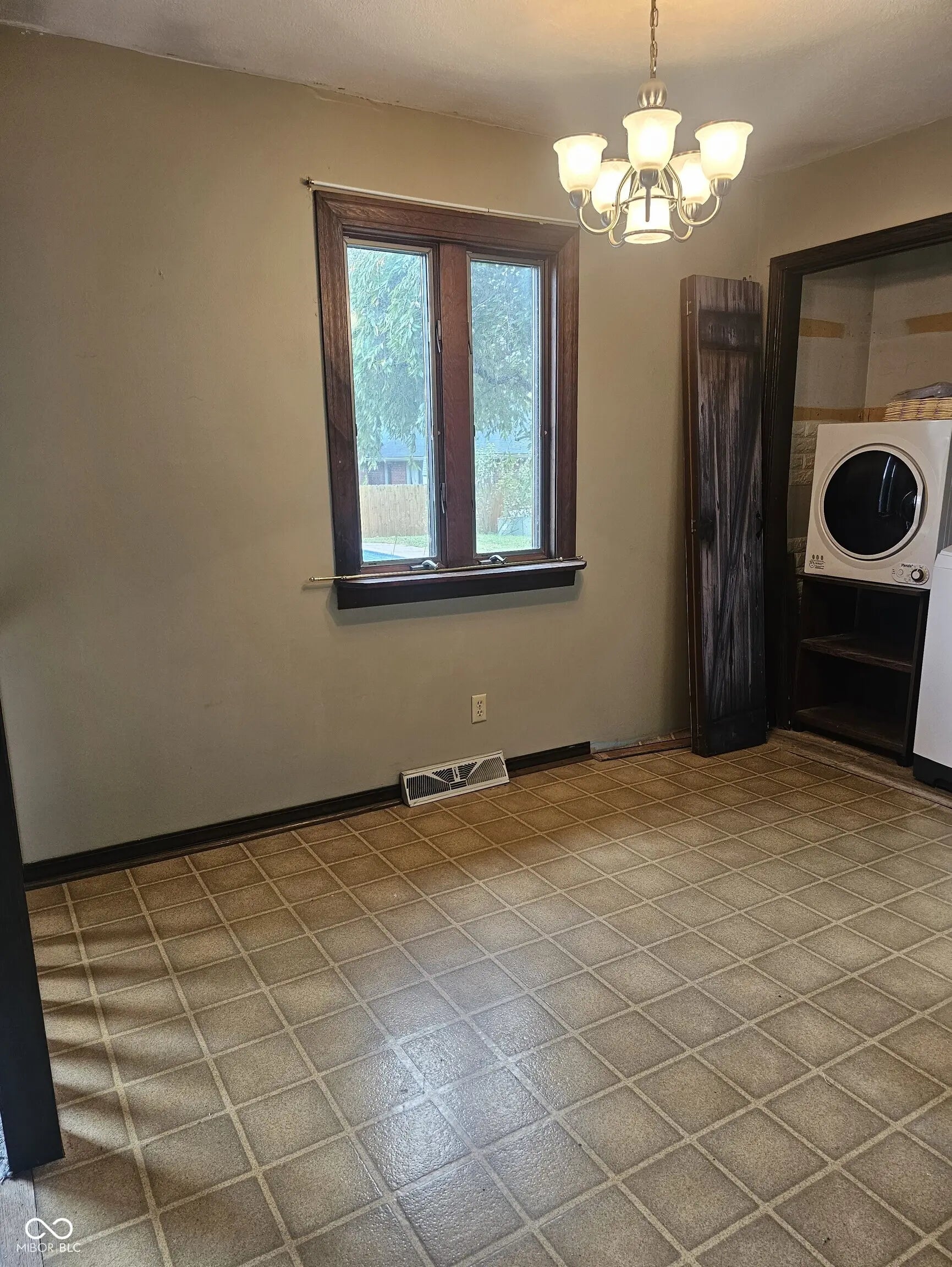 509 W Banta Road MLS 22070042 Meridian Woods Park photo 9