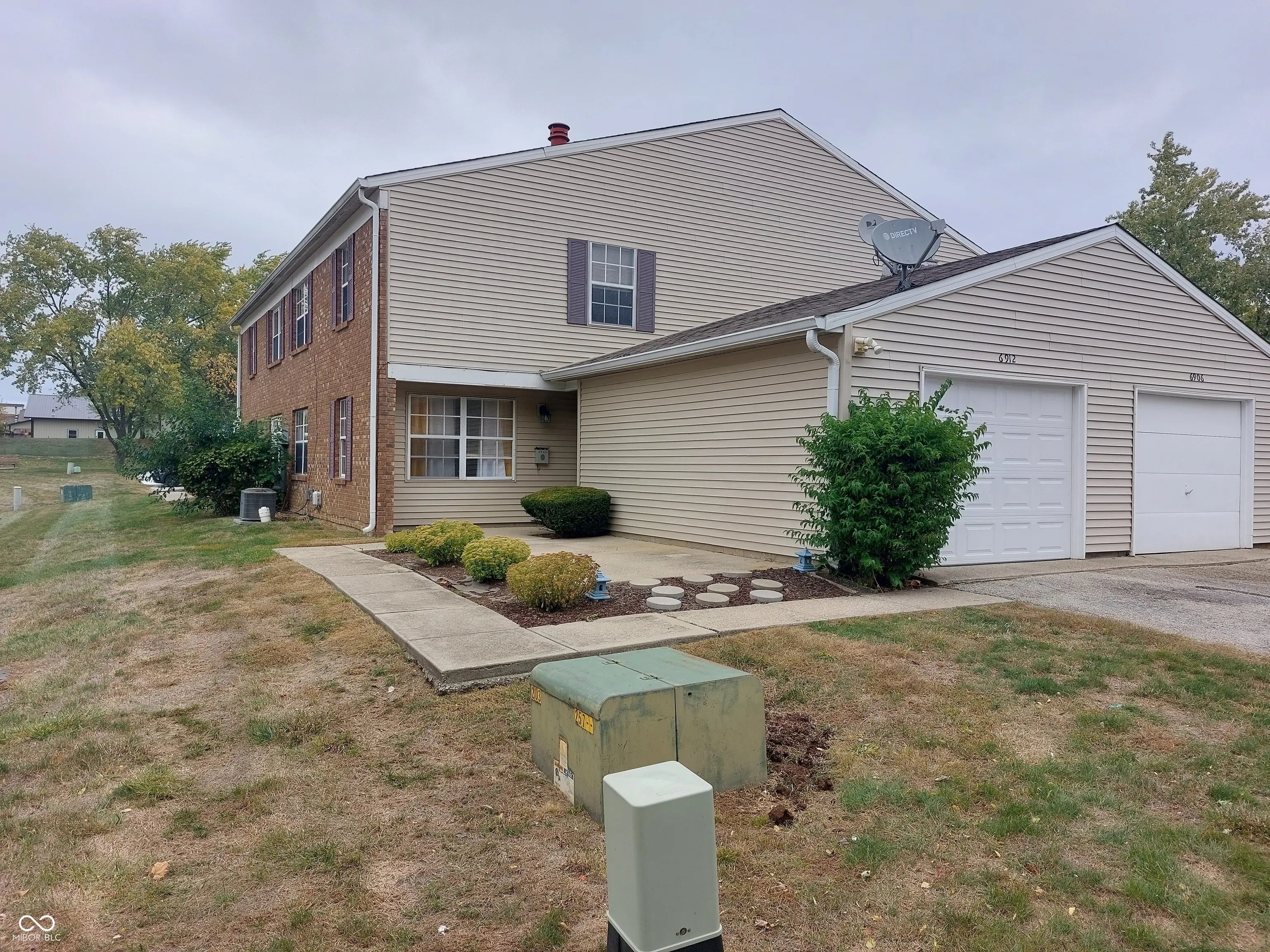 6912 Wildwood Court, Indianapolis