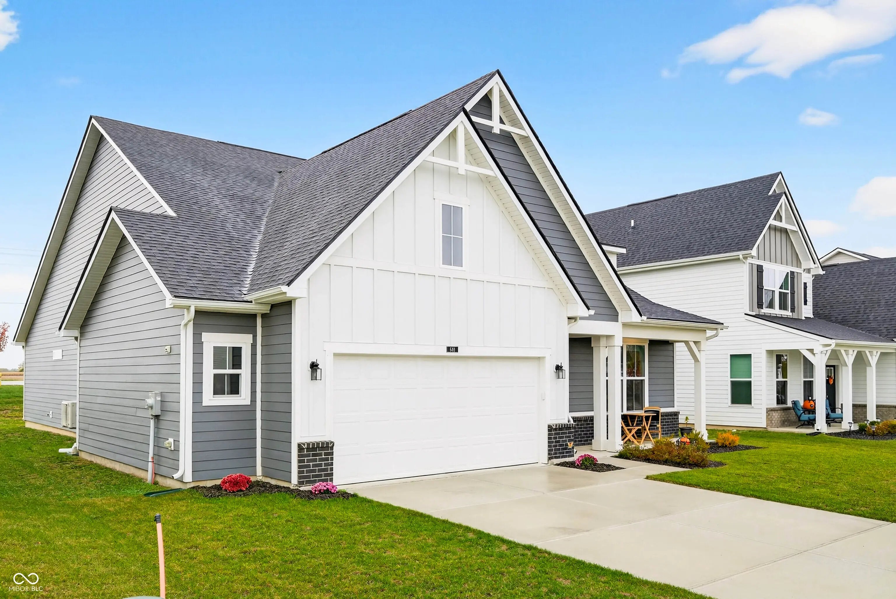 648 Bluestem Circle MLS 22070219 Brownstone photo 1