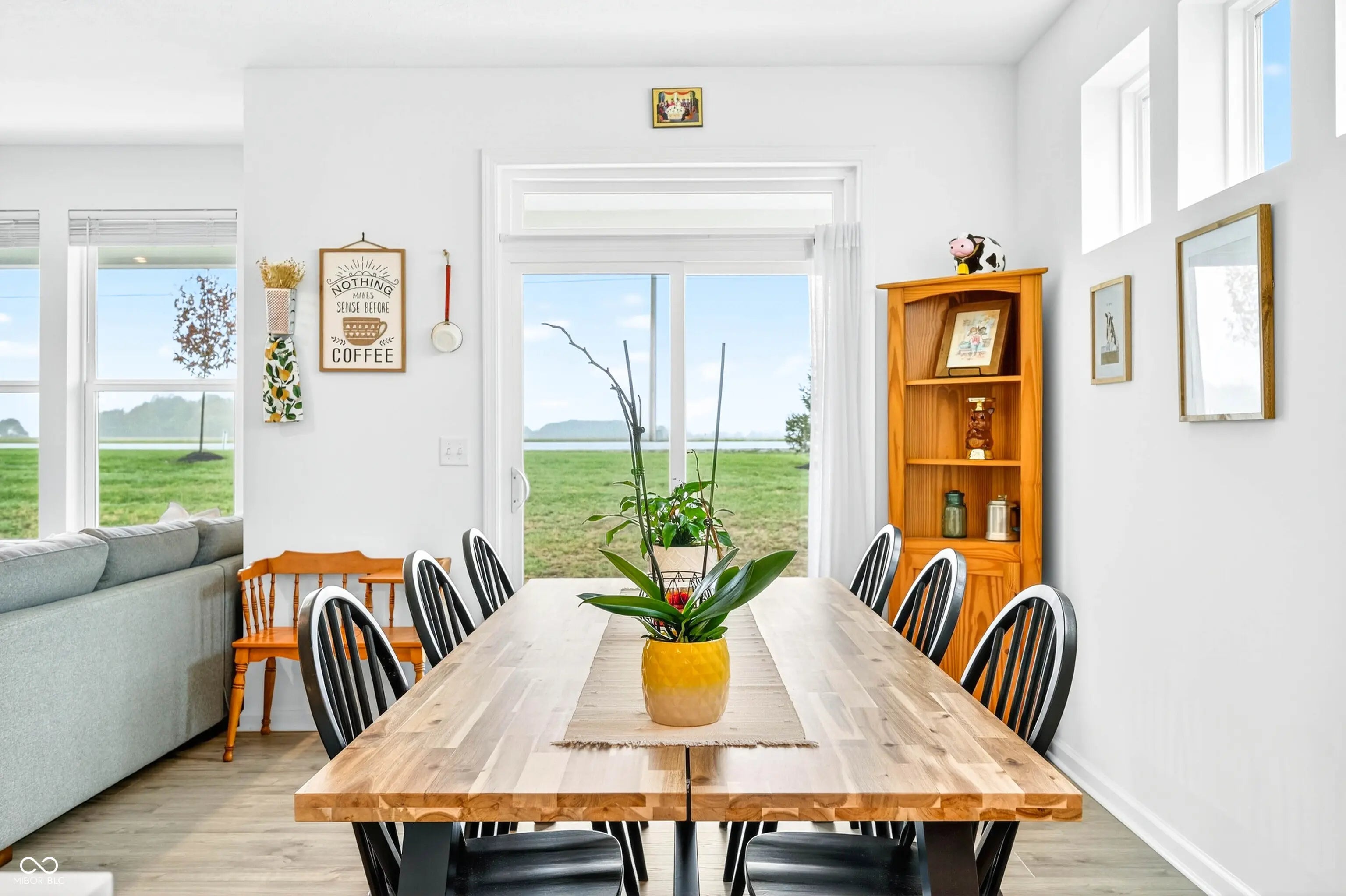 648 Bluestem Circle MLS 22070219 Brownstone photo 14