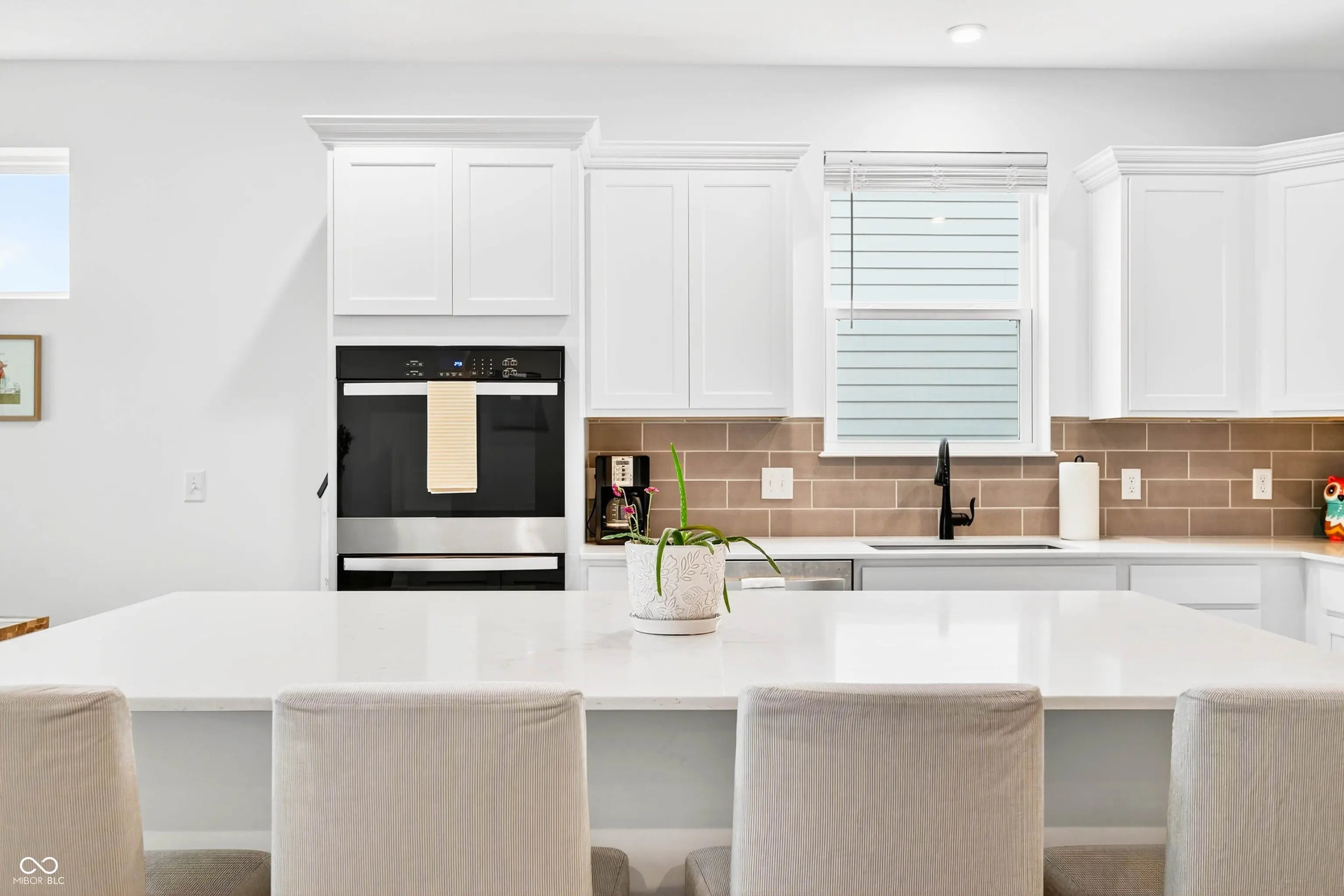 648 Bluestem Circle MLS 22070219 Brownstone photo 9