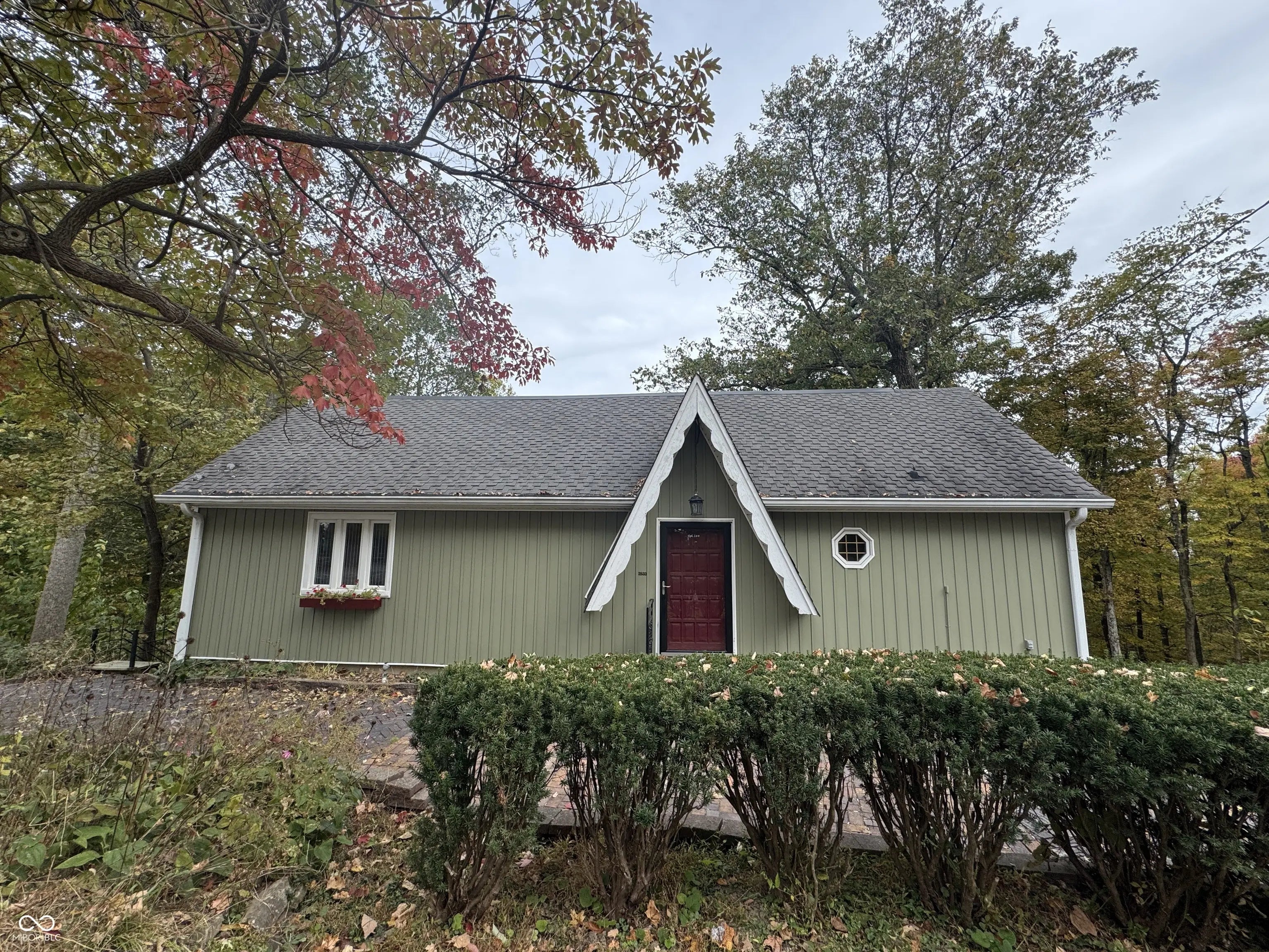 2533 State Road 135 N MLS 22070249 No Subdivision photo 1