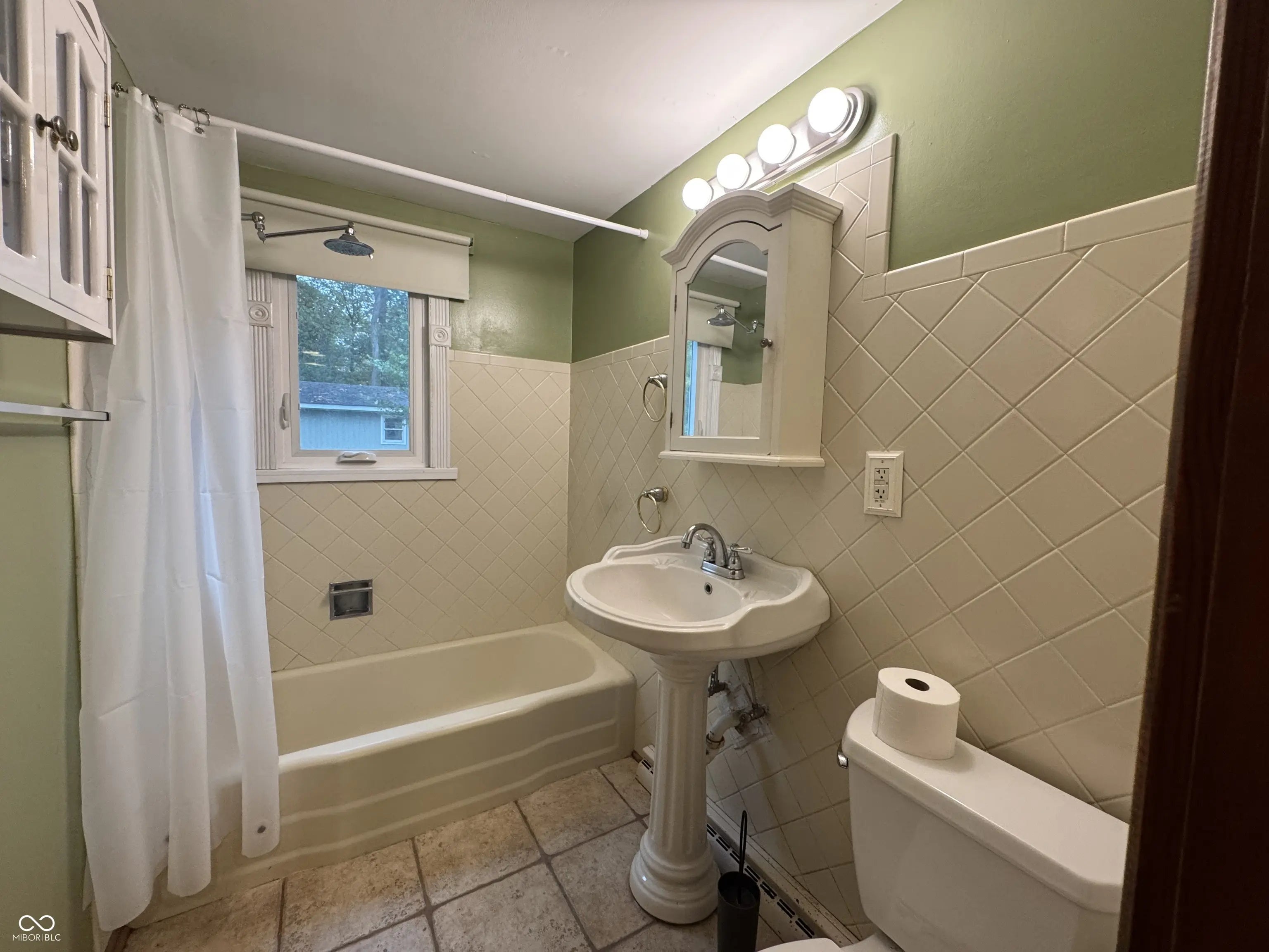 2533 State Road 135 N MLS 22070249 No Subdivision photo 14