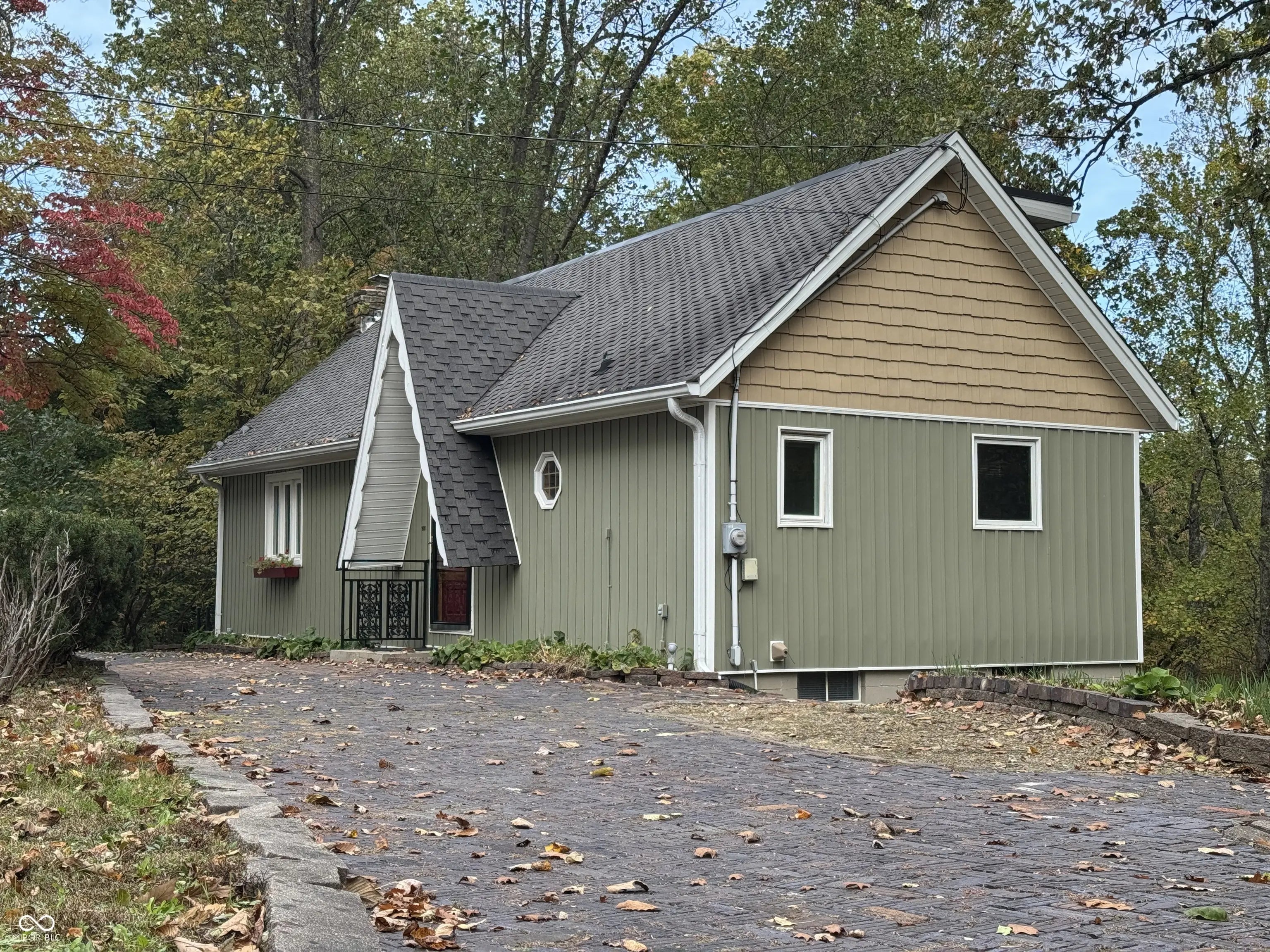 2533 State Road 135 N MLS 22070249 No Subdivision photo 2
