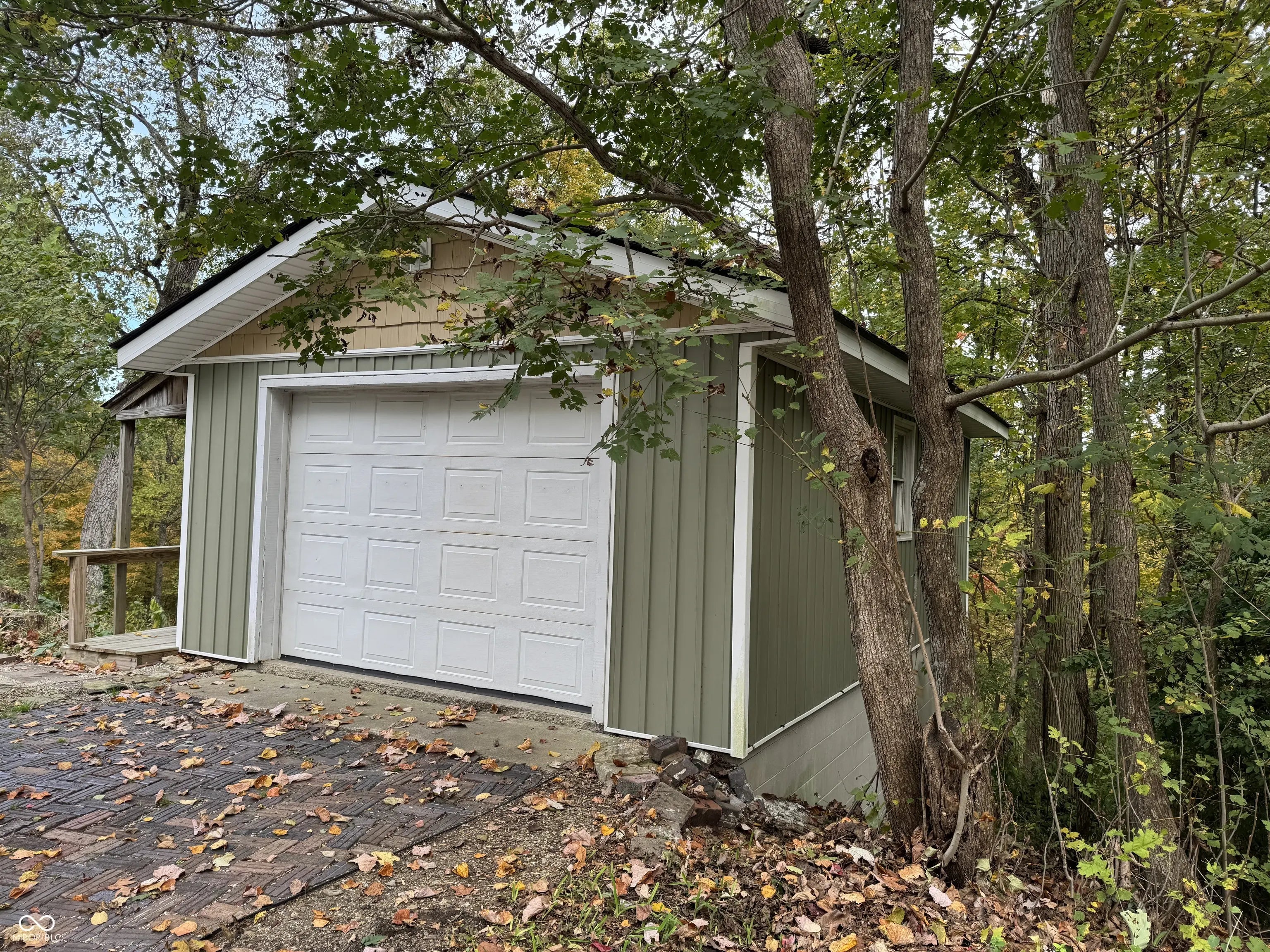 2533 State Road 135 N MLS 22070249 No Subdivision photo 5