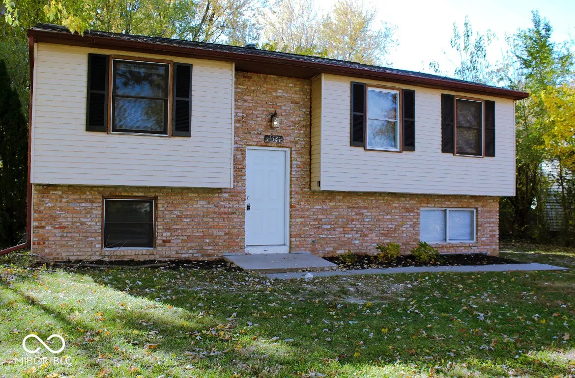 11341 Mcdowell Drive, Indianapolis