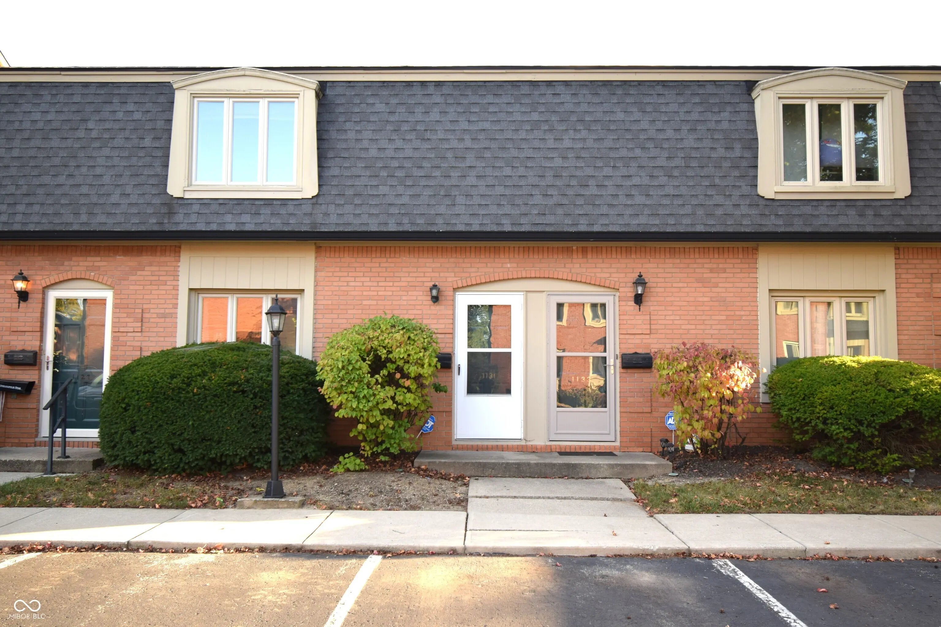 1131 Canterbury Square S, Indianapolis