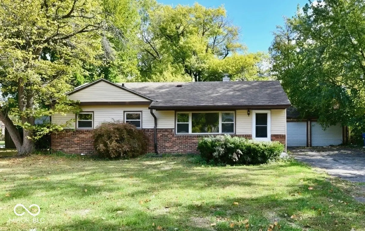 11035 Central Avenue, Carmel