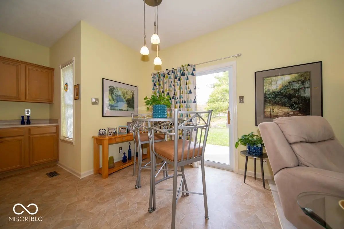 8610 Turnstone Court MLS 22070352 Villages At Drake Landing photo 9