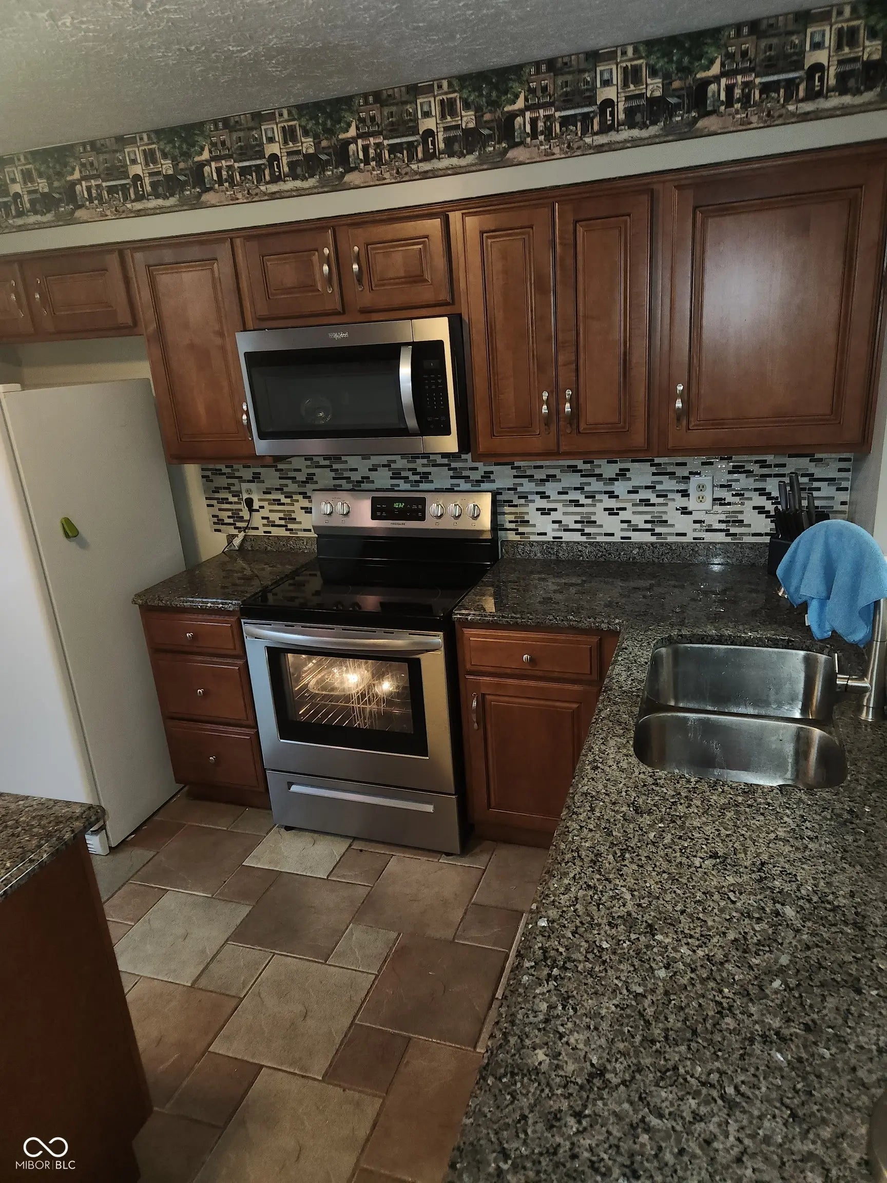 9172 Fireside Drive MLS 22070420 Hearthstone photo 2