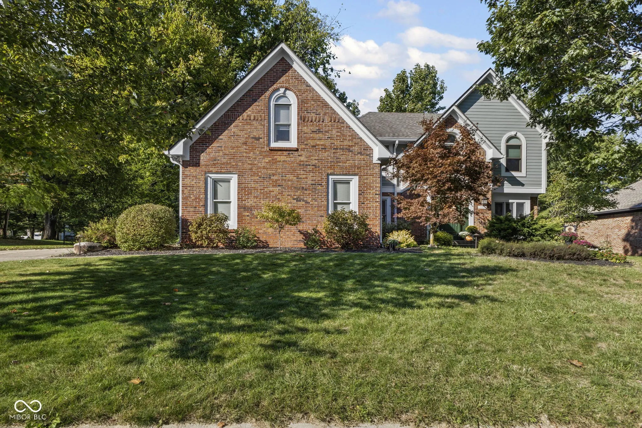 Photo of 560 Vanhoy Drive Greenwood, IN 46142