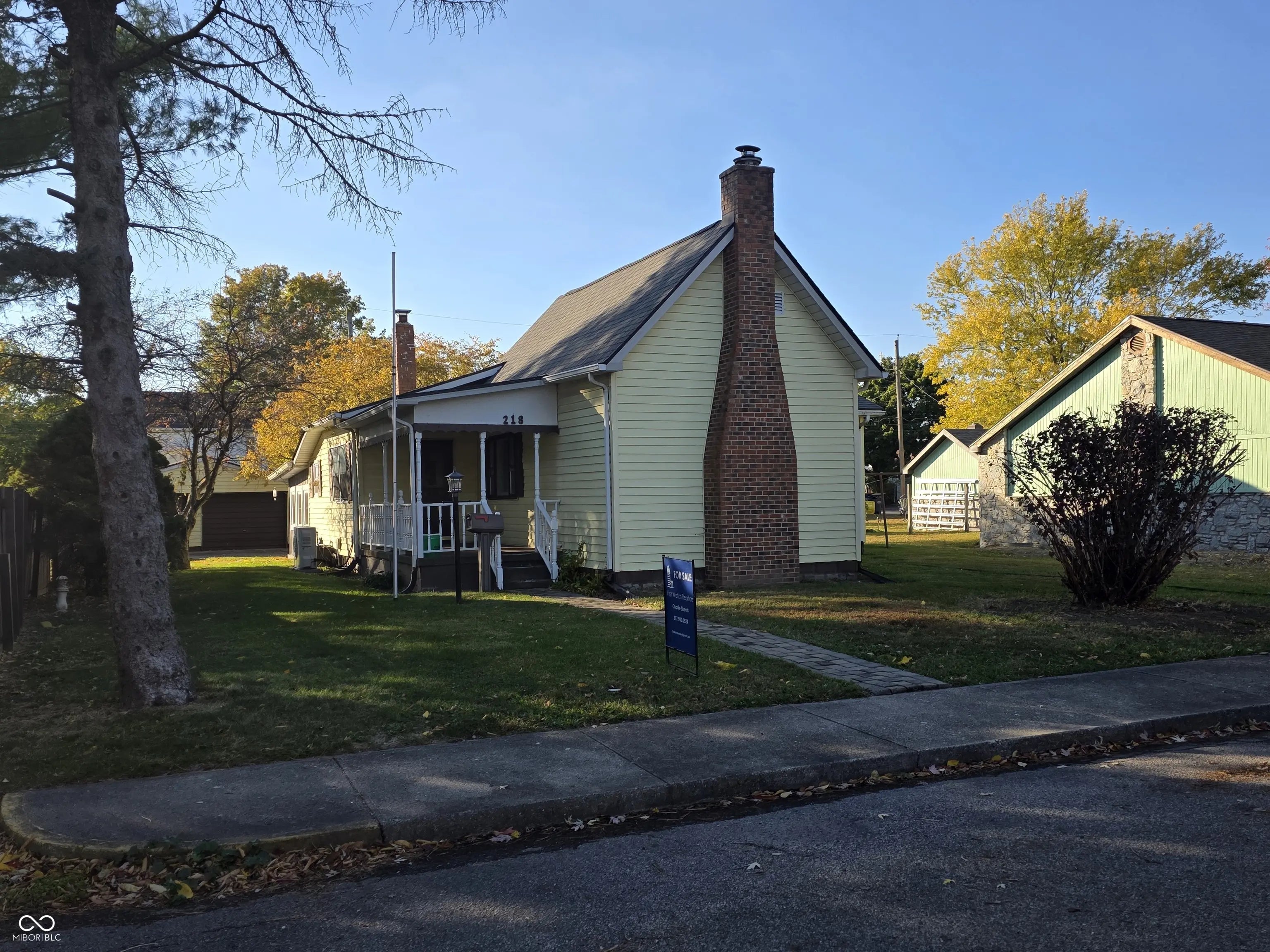 218 Maple Street MLS 22070472 K & W East photo 8