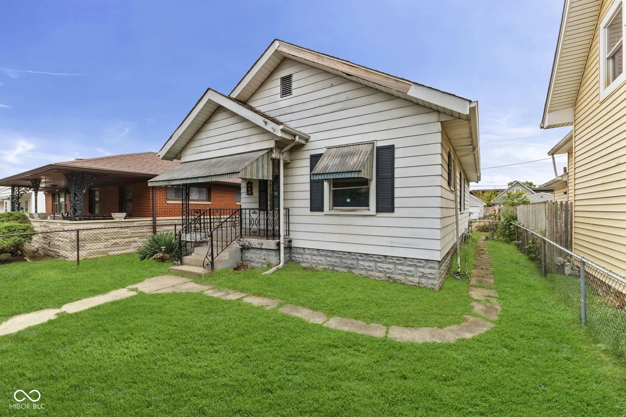 625 N Livingston Avenue MLS 22070479 Fairfax photo 2