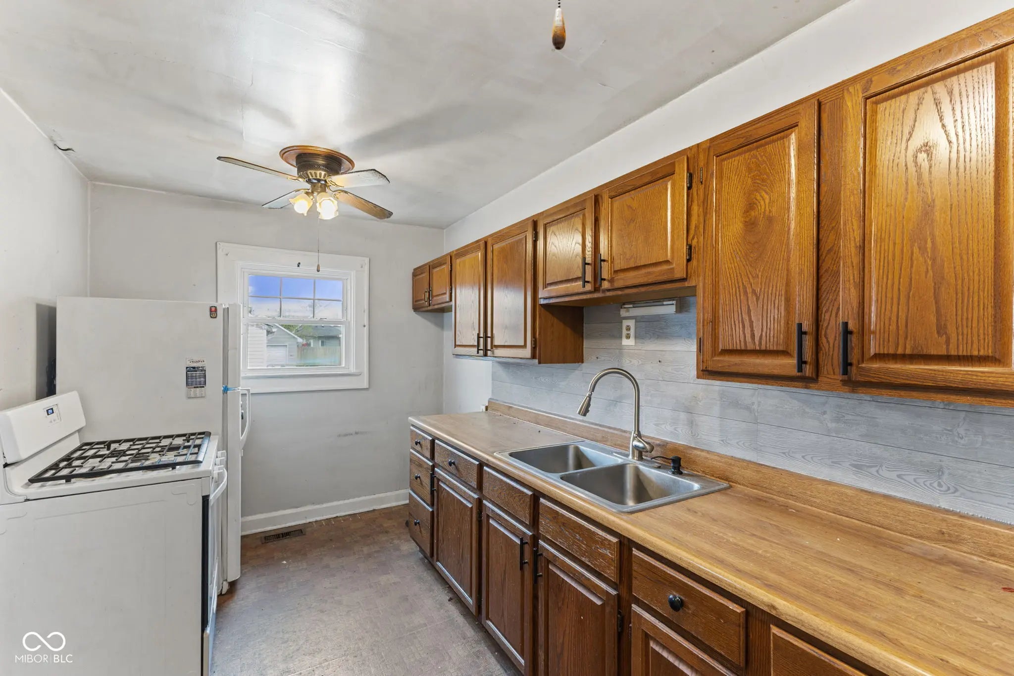 625 N Livingston Avenue MLS 22070479 Fairfax photo 6