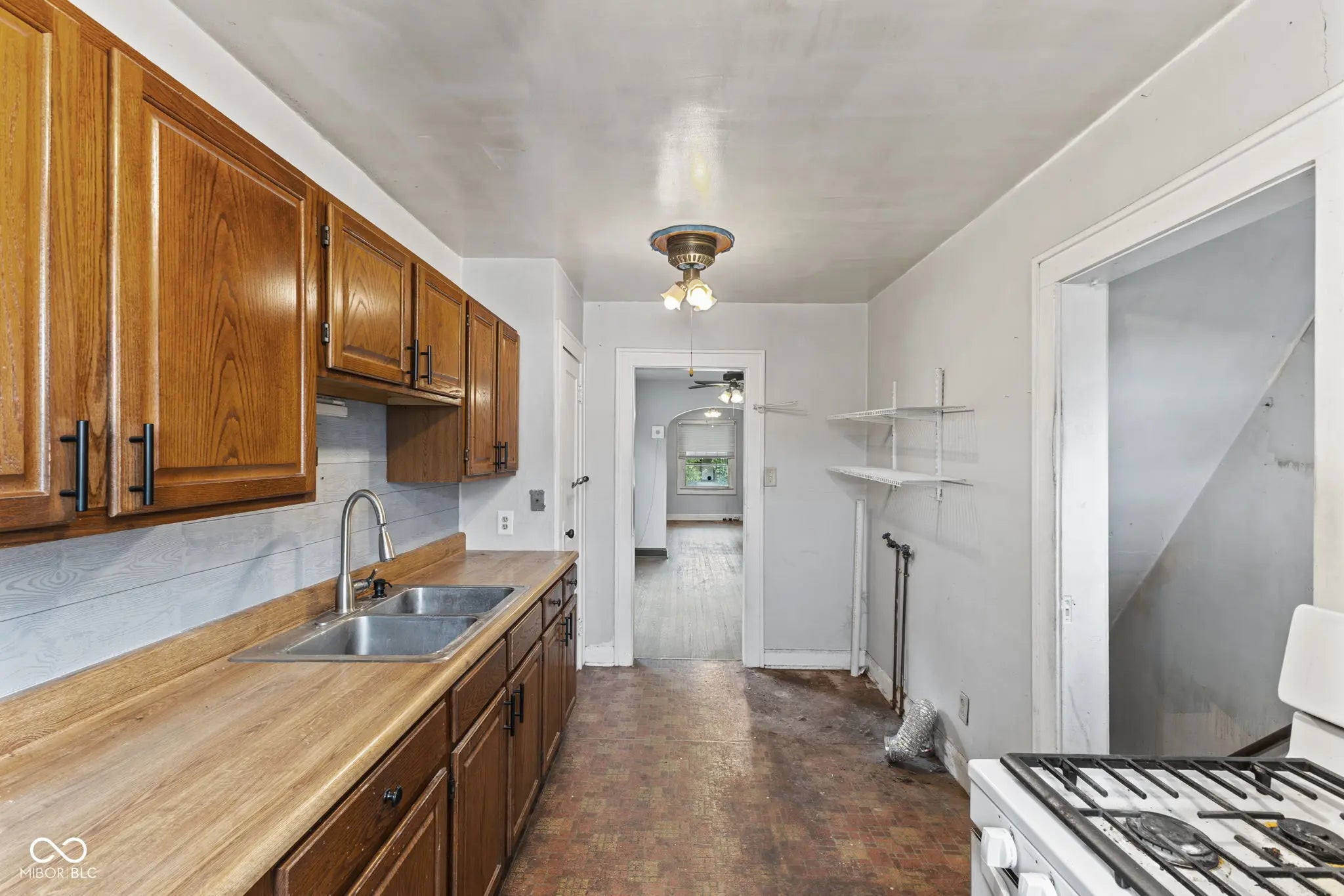 625 N Livingston Avenue MLS 22070479 Fairfax photo 7