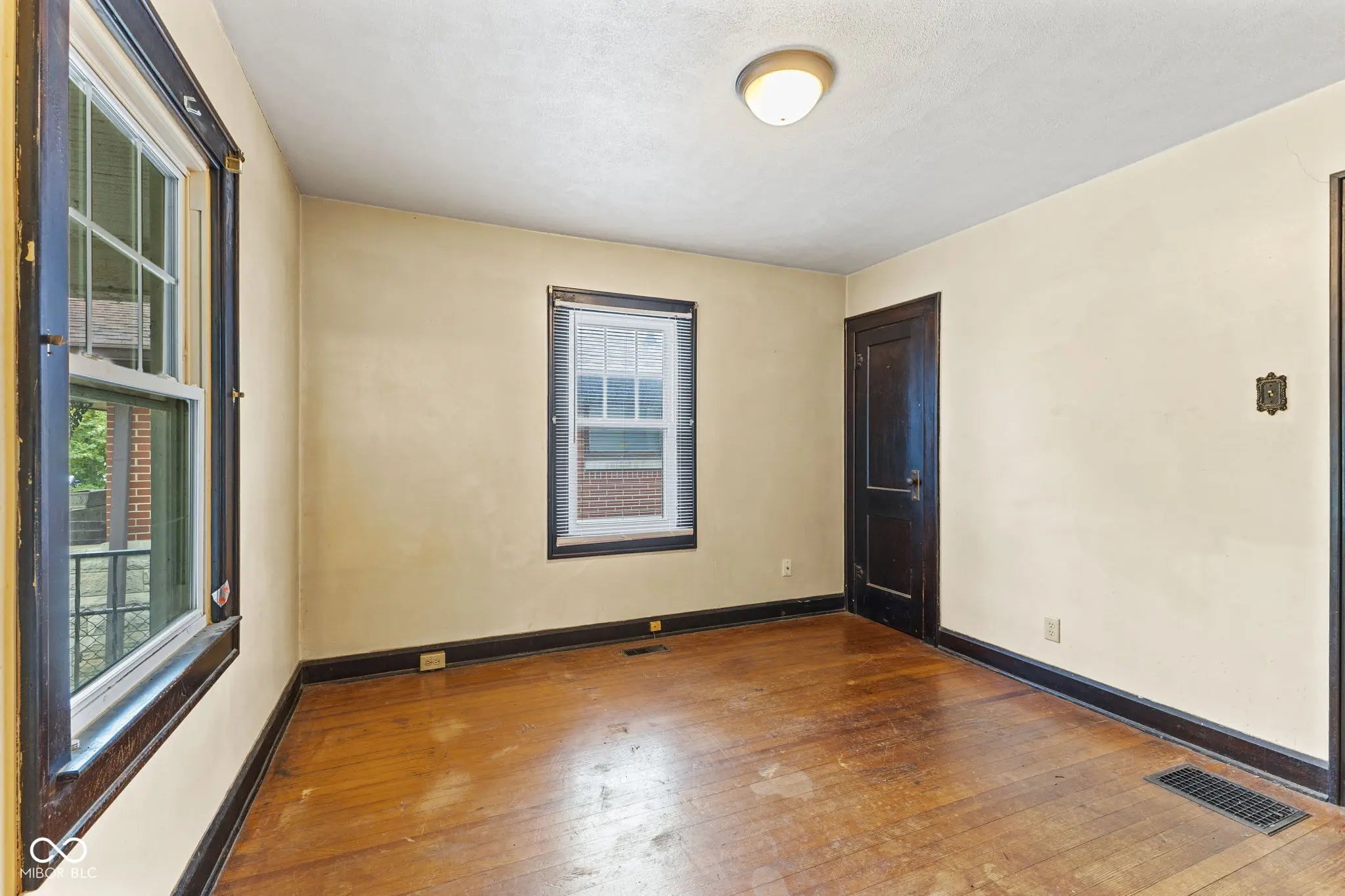 625 N Livingston Avenue MLS 22070479 Fairfax photo 8