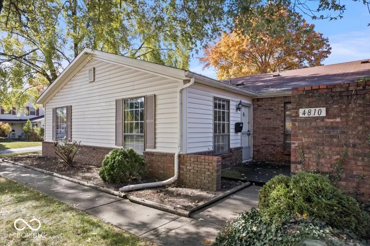 4810 London Drive, Indianapolis