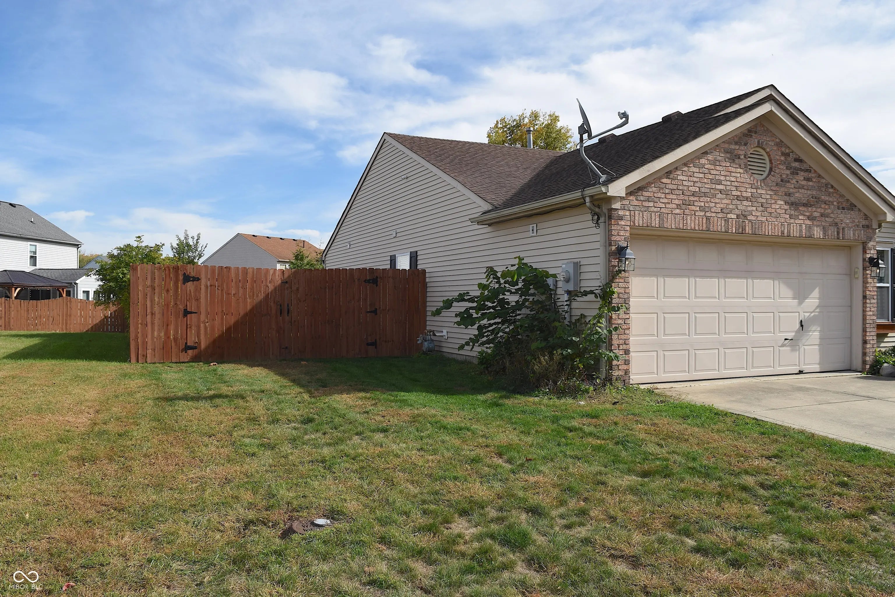 2029 Meadowlark Lane MLS 22070488 Thornburg photo 2