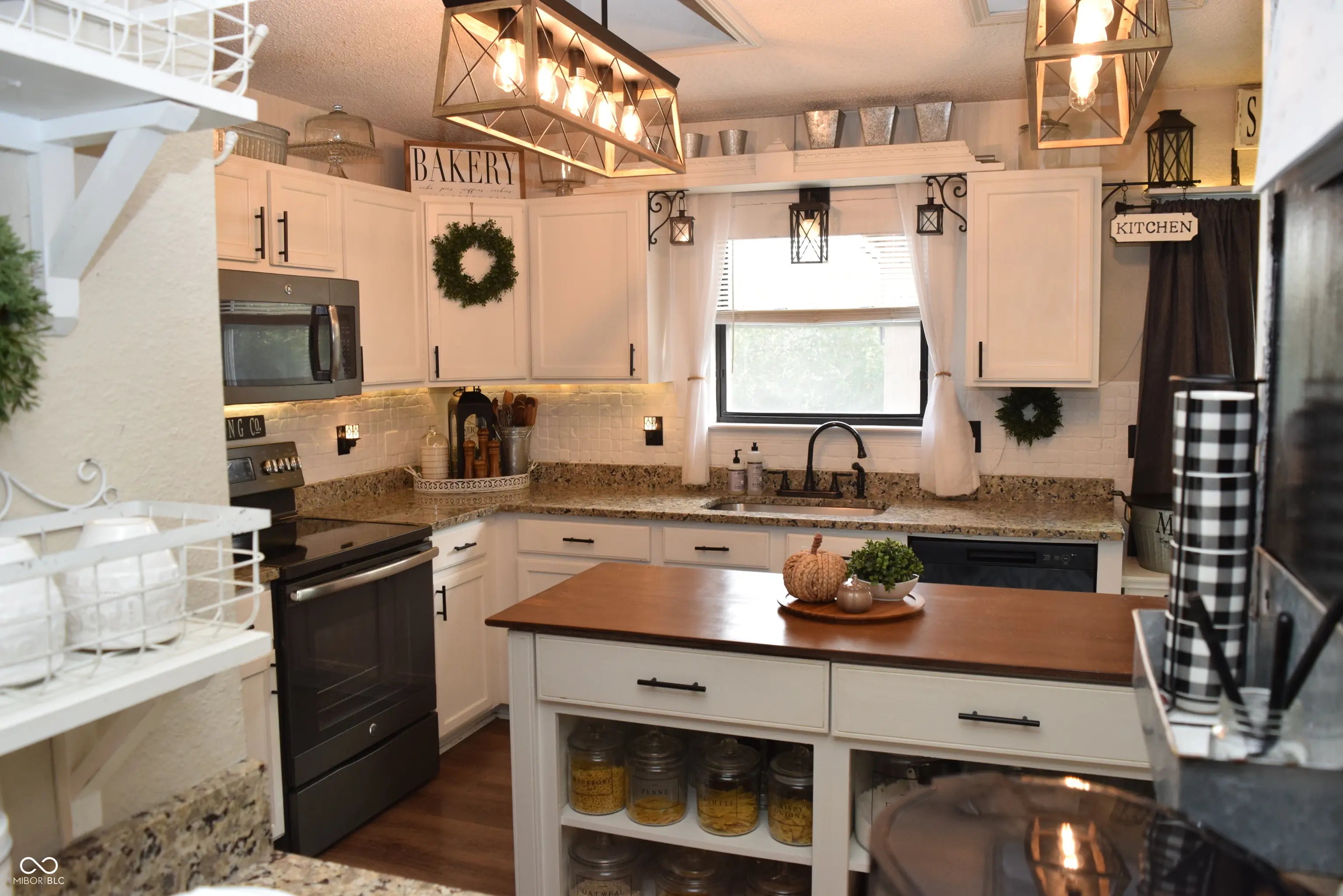 2029 Meadowlark Lane MLS 22070488 Thornburg photo 24