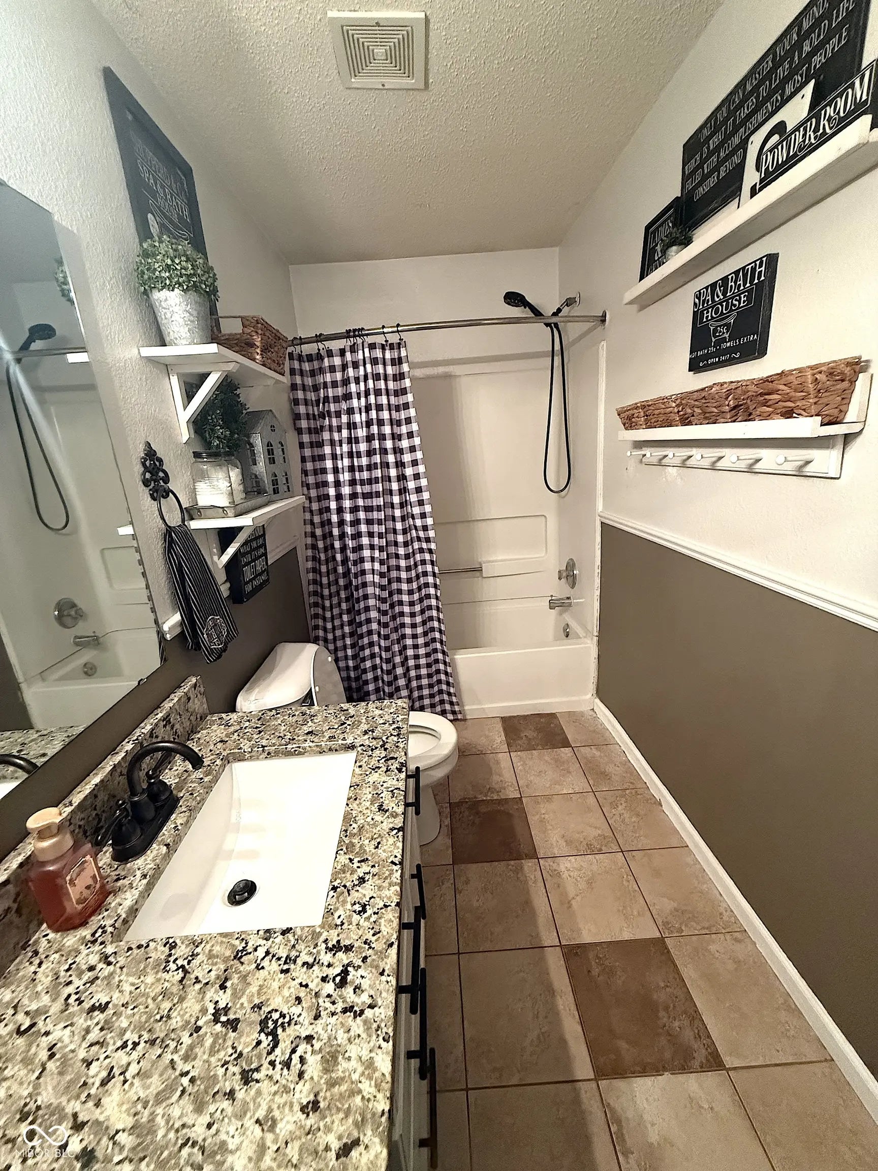 2029 Meadowlark Lane MLS 22070488 Thornburg photo 33