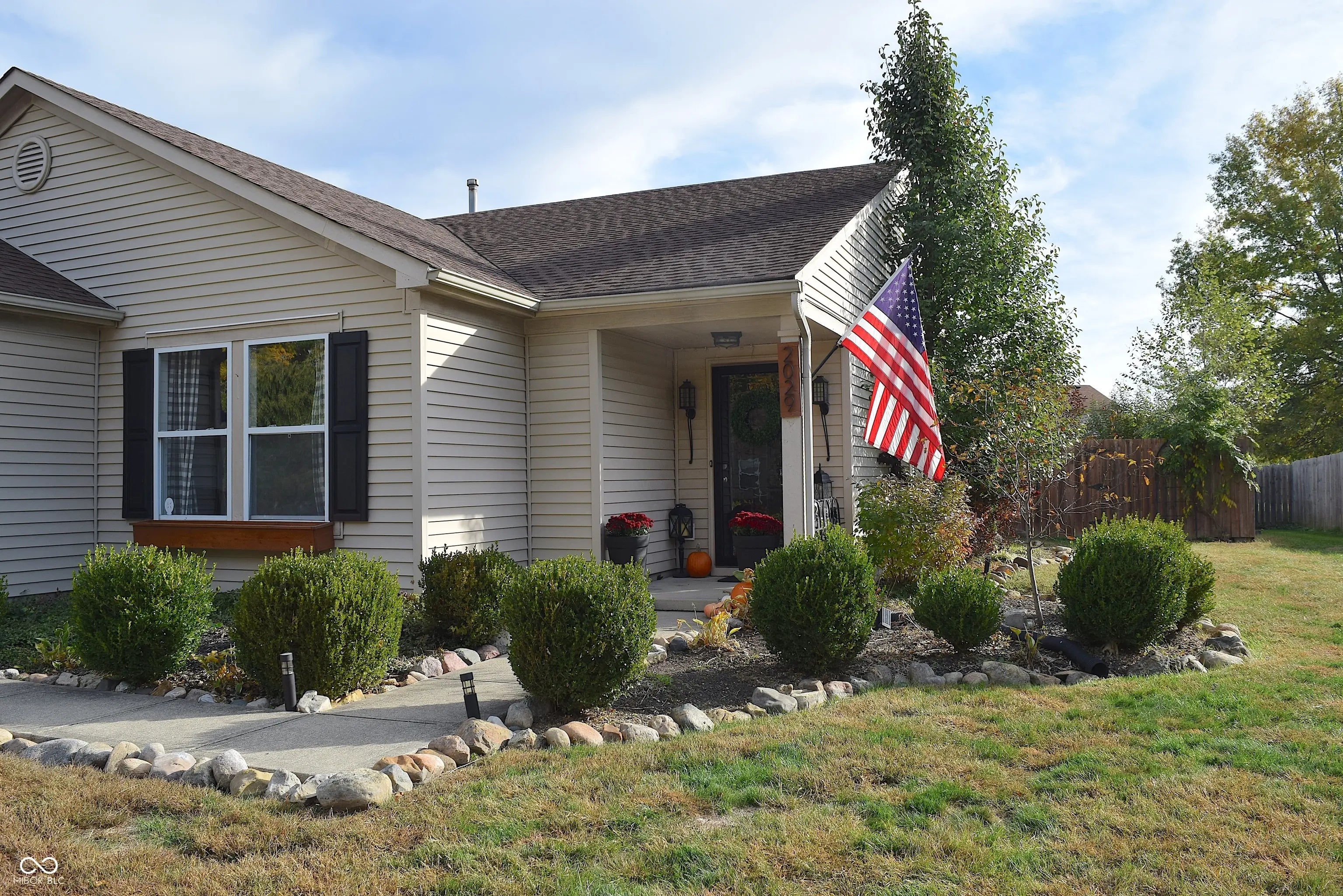 2029 Meadowlark Lane MLS 22070488 Thornburg photo 5