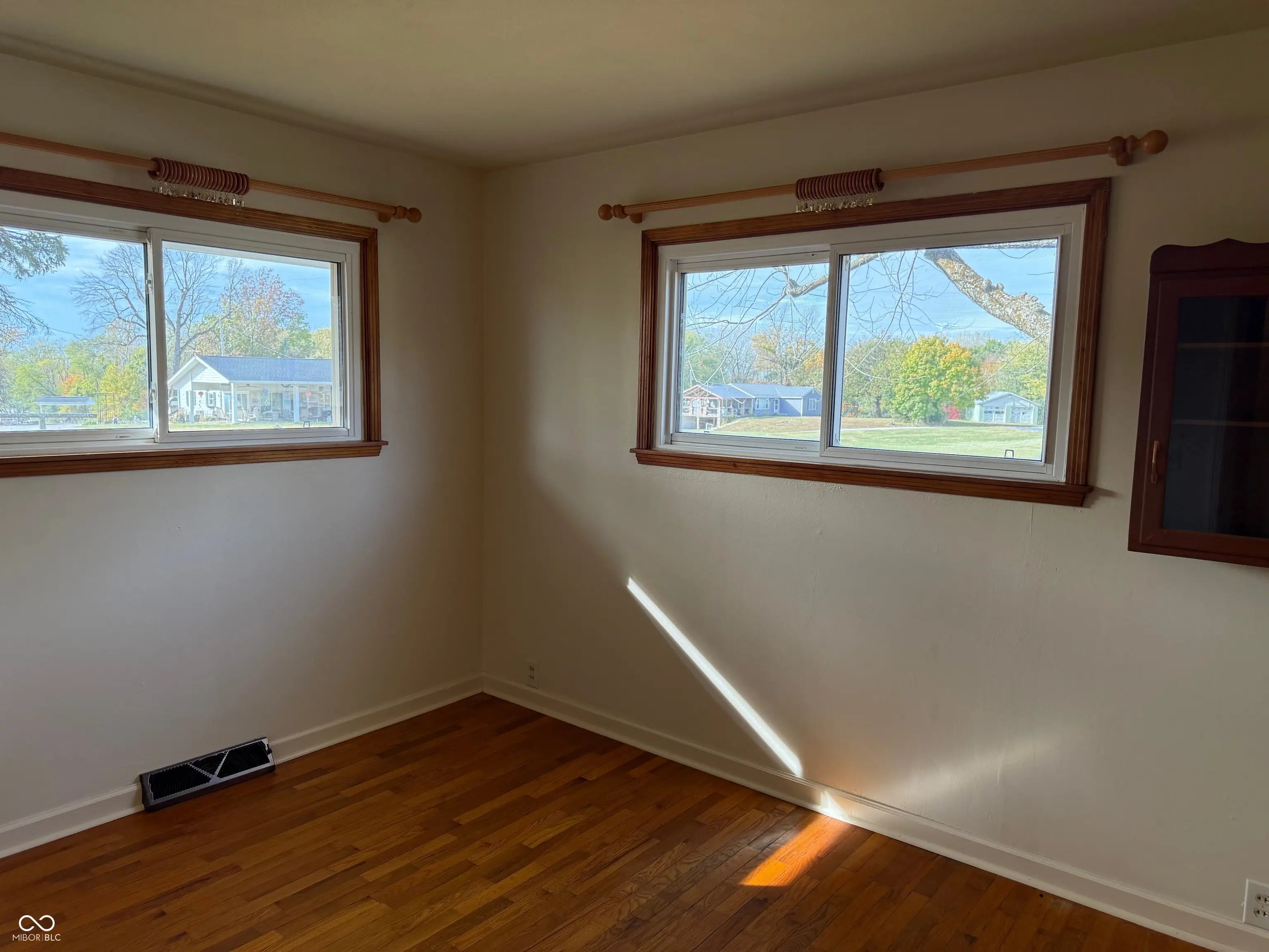 342 W County Road 250 S MLS 22070496 No Subdivision photo 12