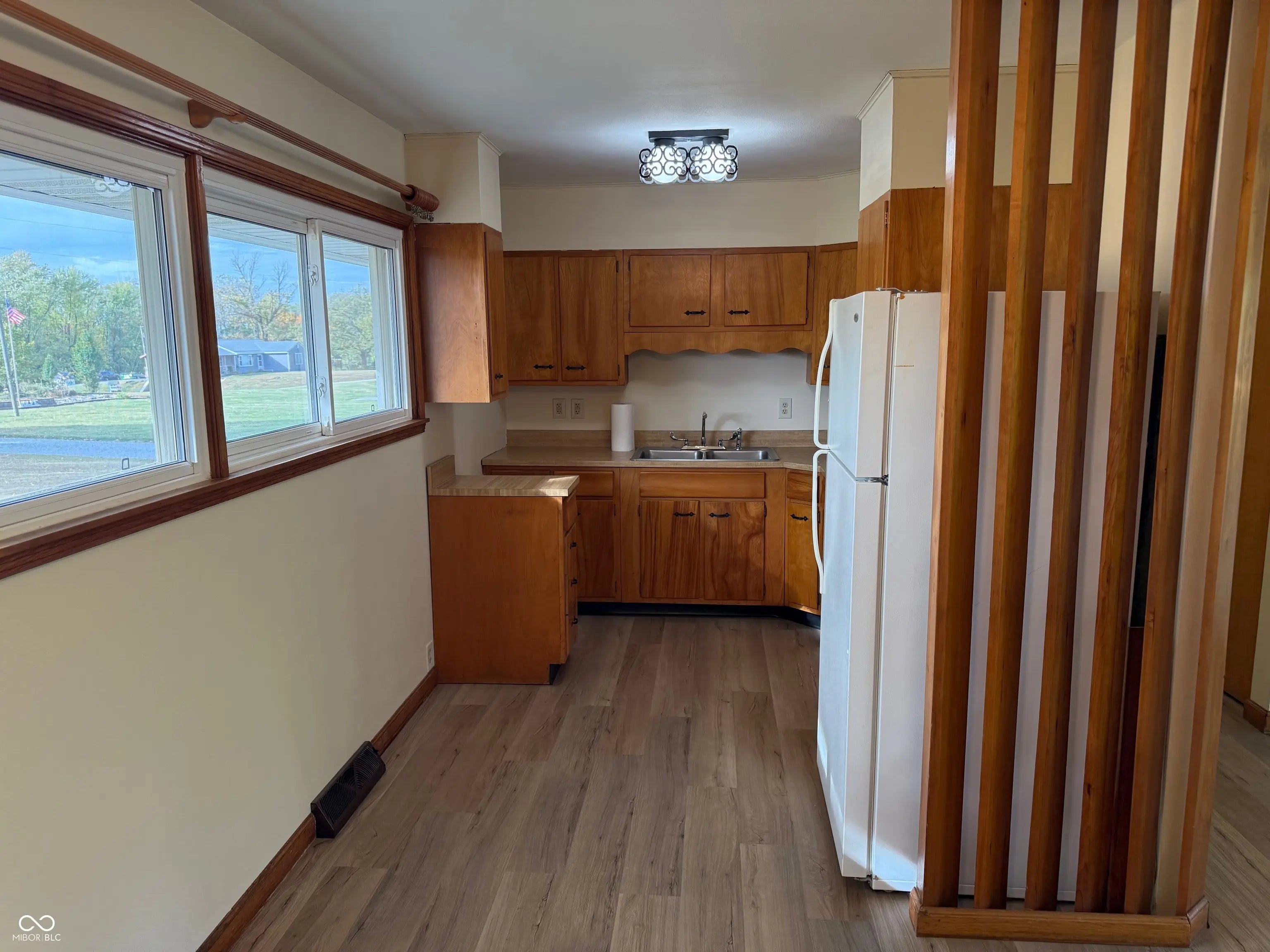 342 W County Road 250 S MLS 22070496 No Subdivision photo 6