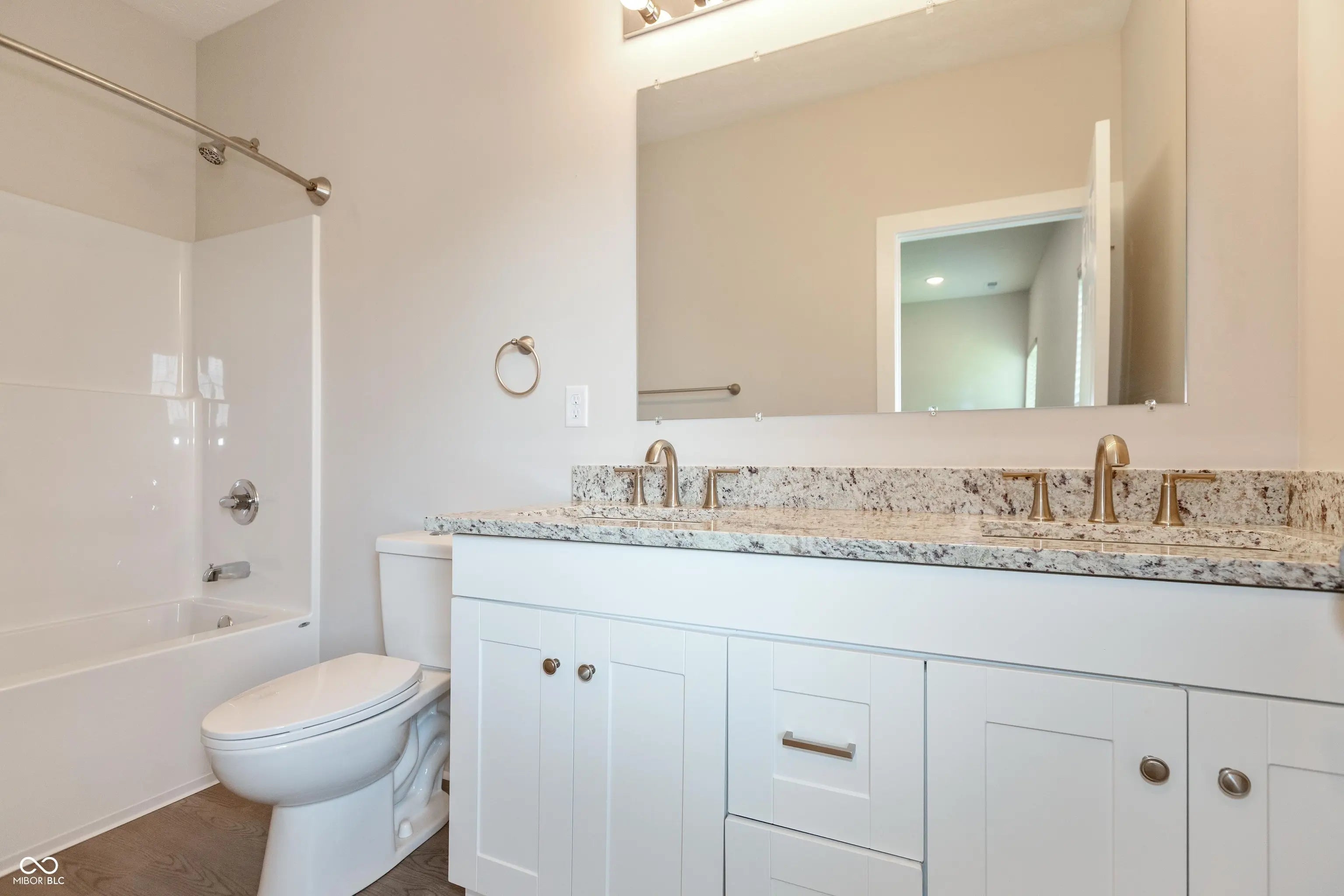 227 N Hamilton Avenue MLS 22070516 Johnson & Hogshire photo 11