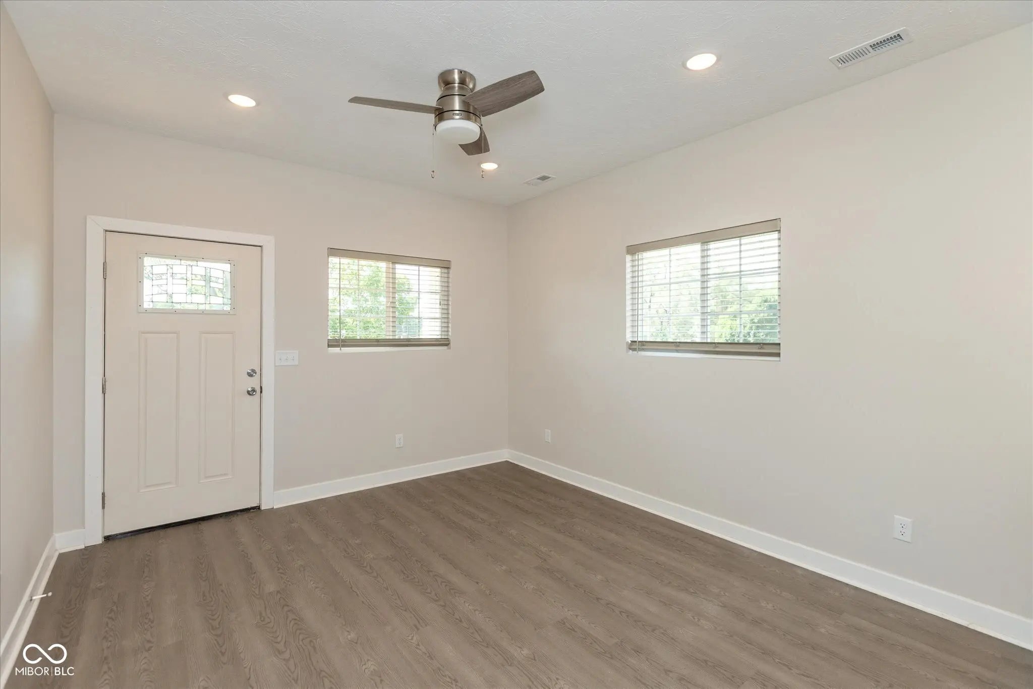 2143 Columbia Avenue MLS 22070530 Bruce Baker photo 5