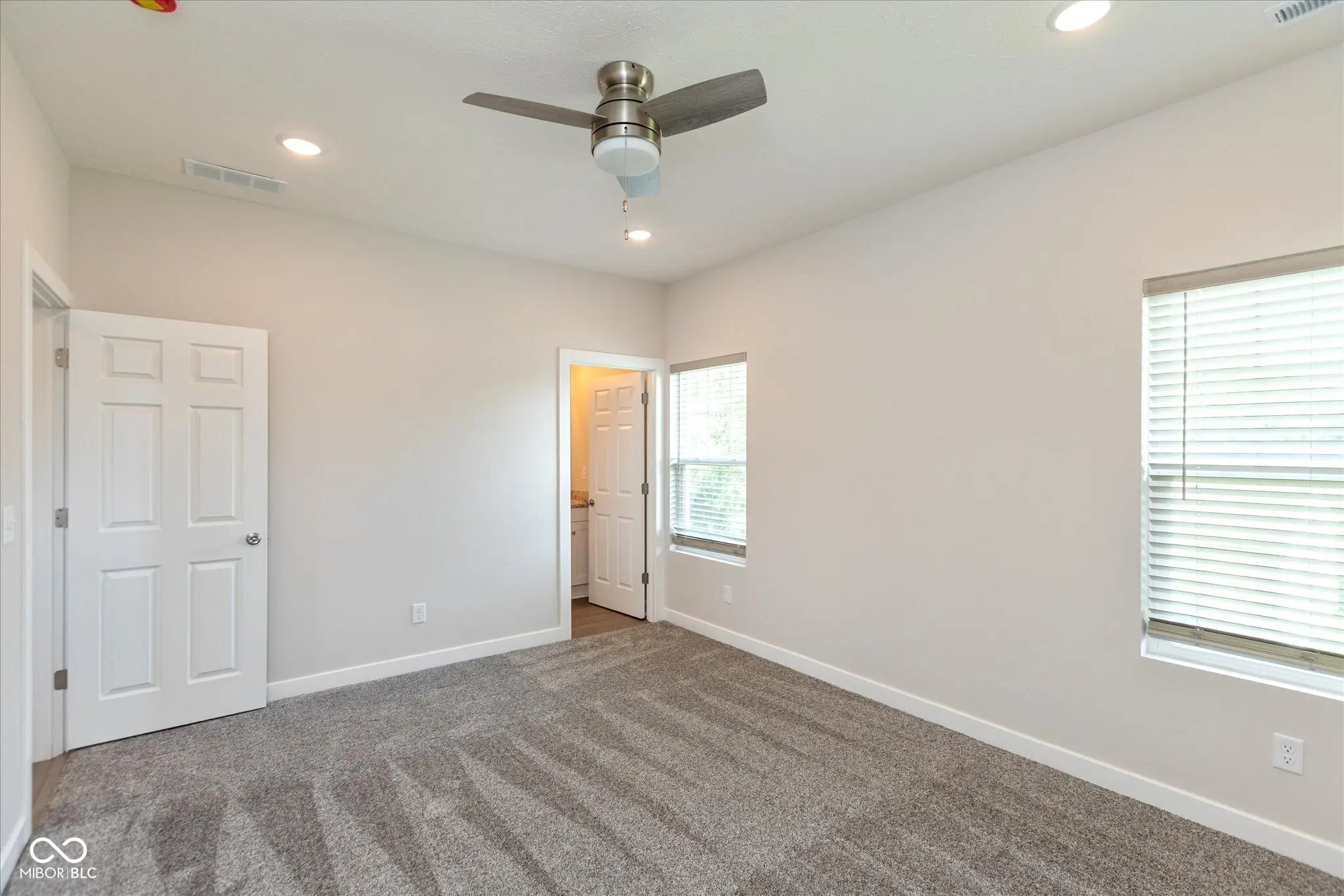 2143 Columbia Avenue MLS 22070530 Bruce Baker photo 9