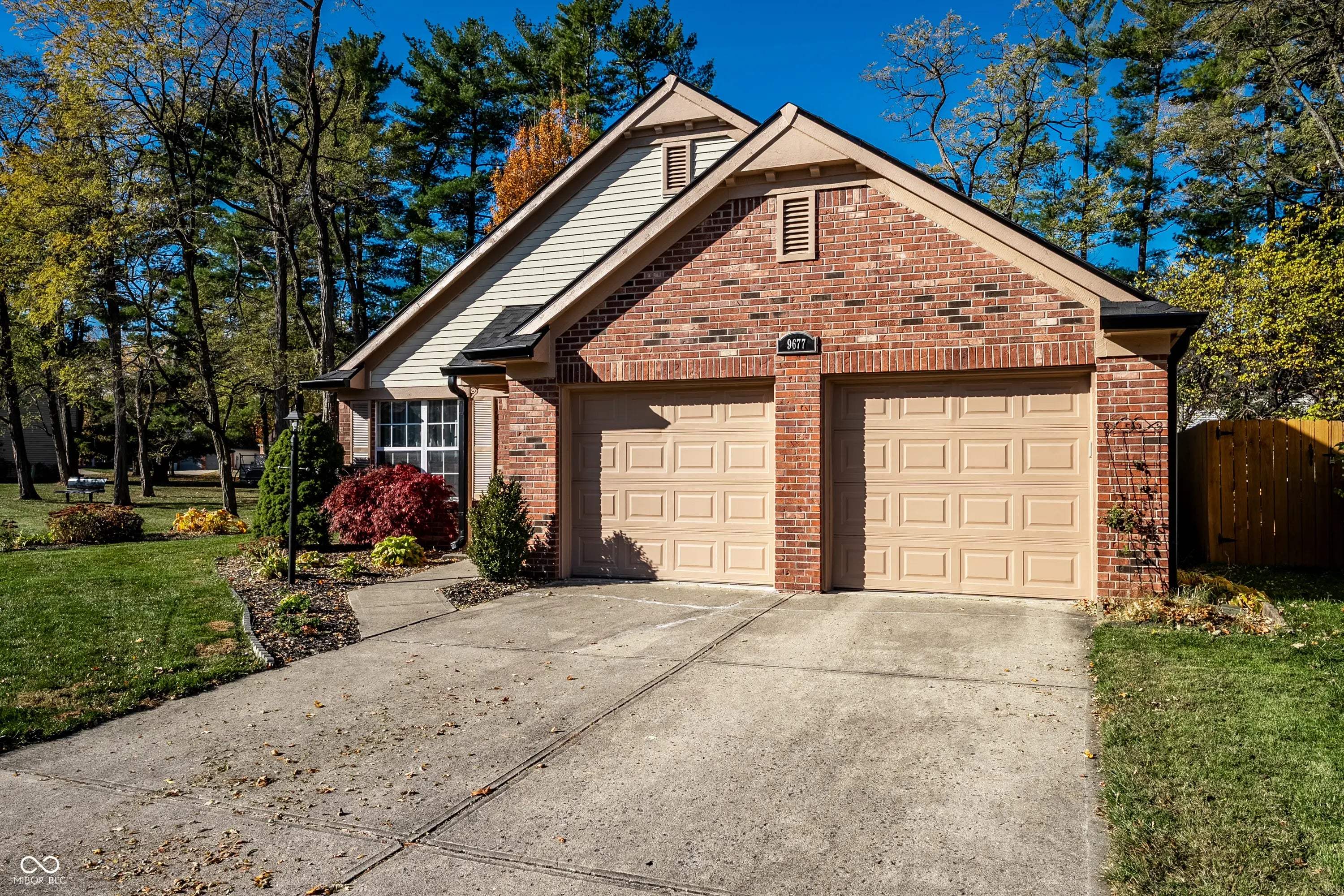 Photo of 9677 Pine Ridge E Drive Fishers, IN 46038