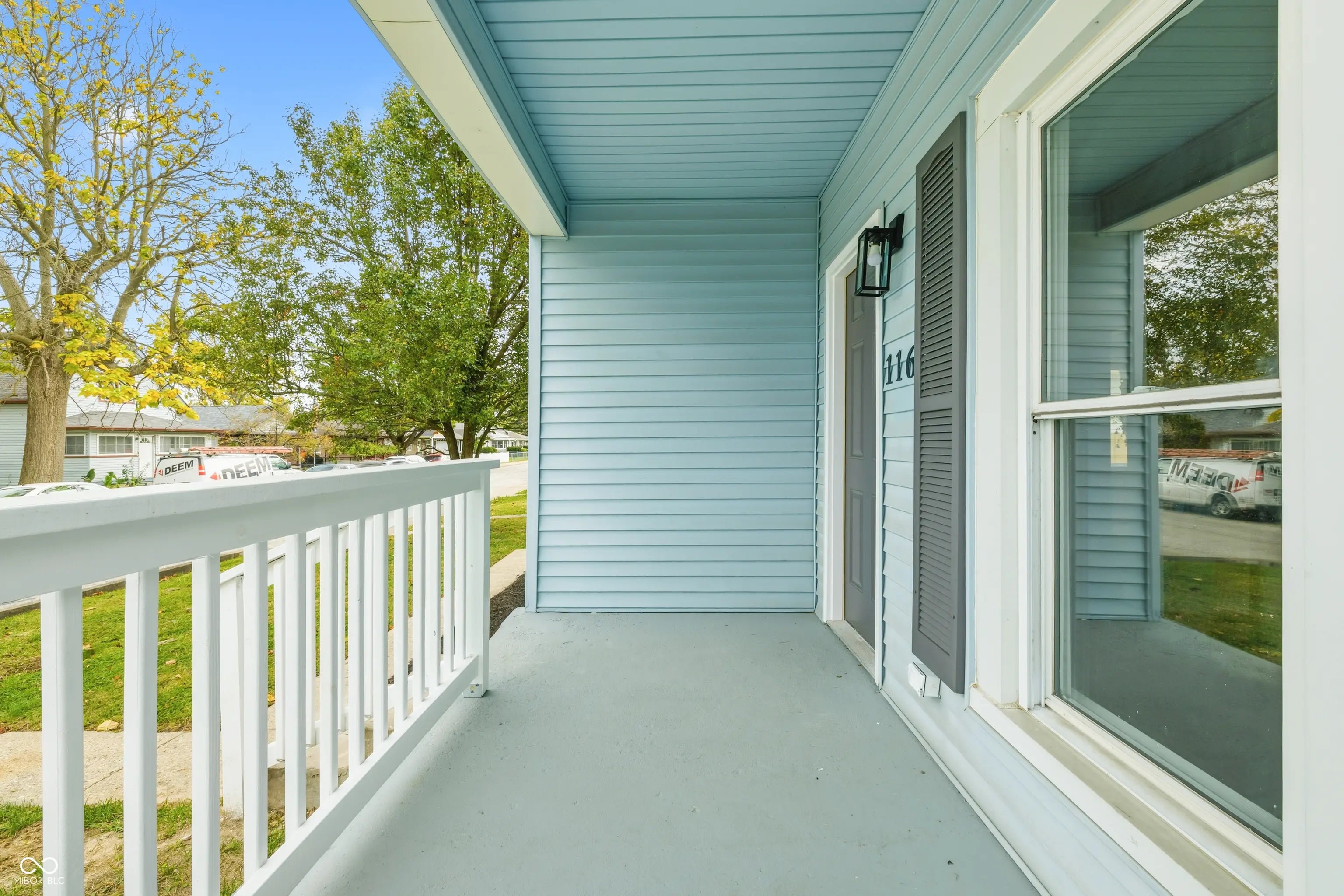 116 S 3rd Avenue MLS 22070582 Beech Grove photo 2