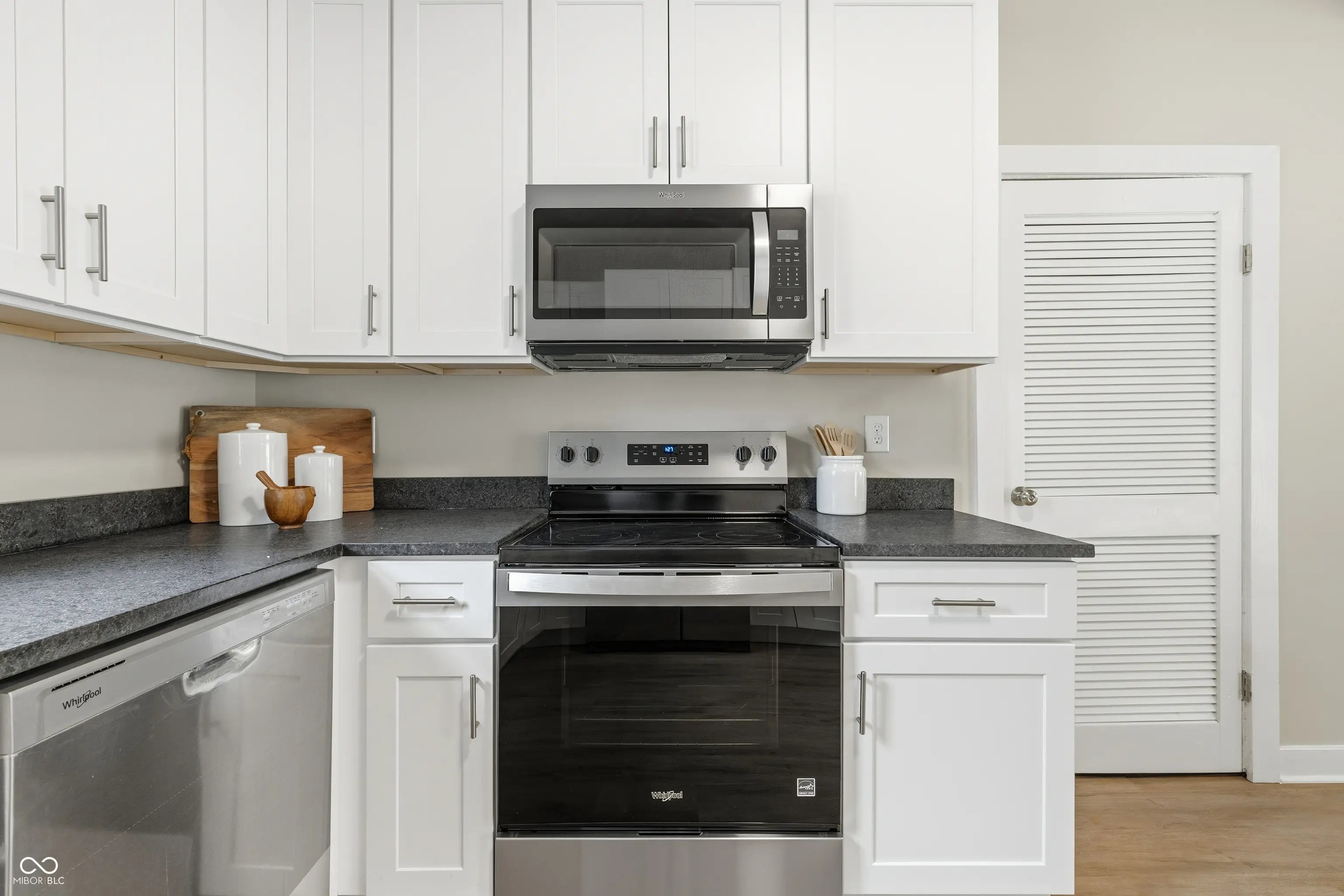 116 S 3rd Avenue MLS 22070582 Beech Grove photo 8