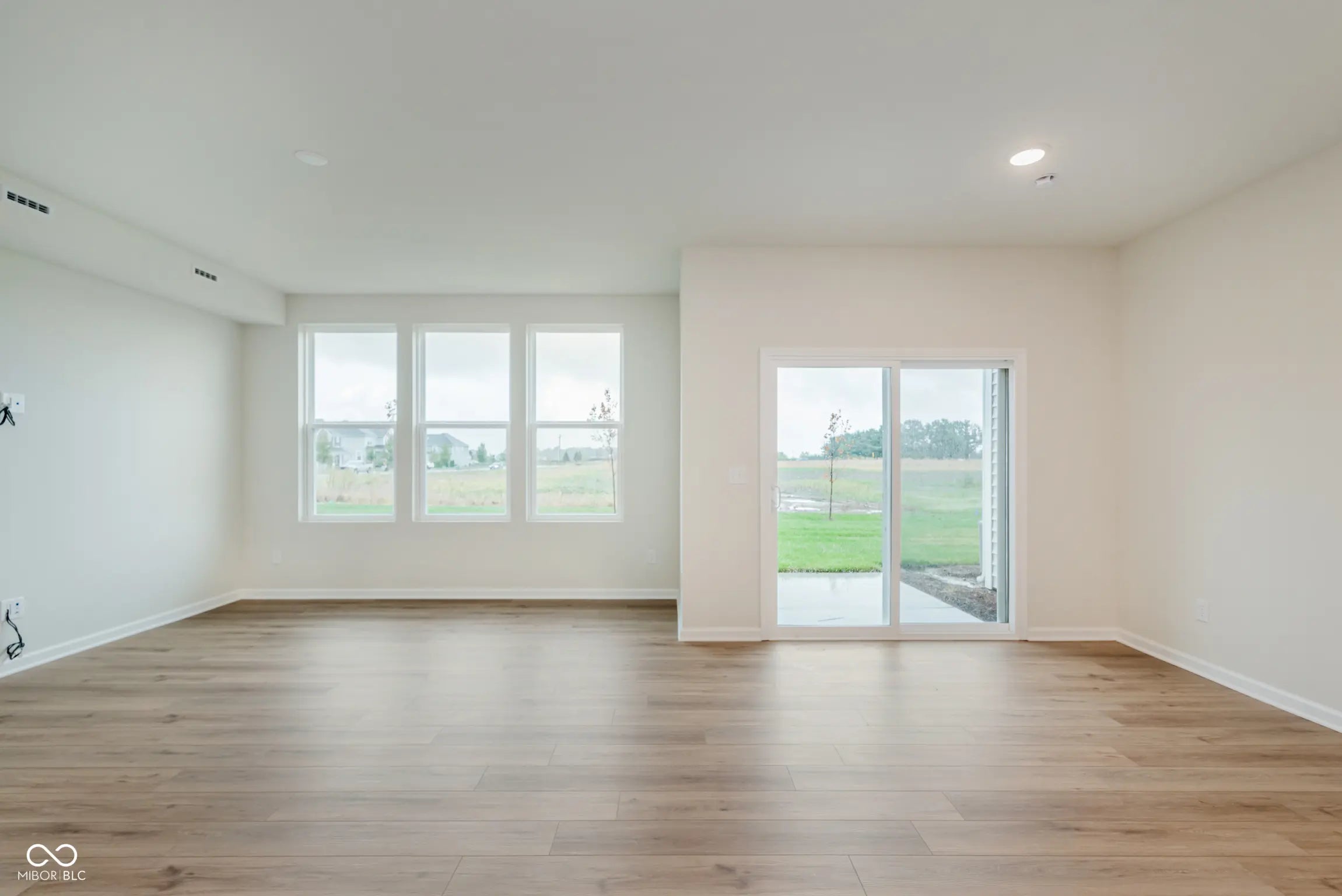 614 Garrow Drive MLS 22070597 Lancaster photo 12